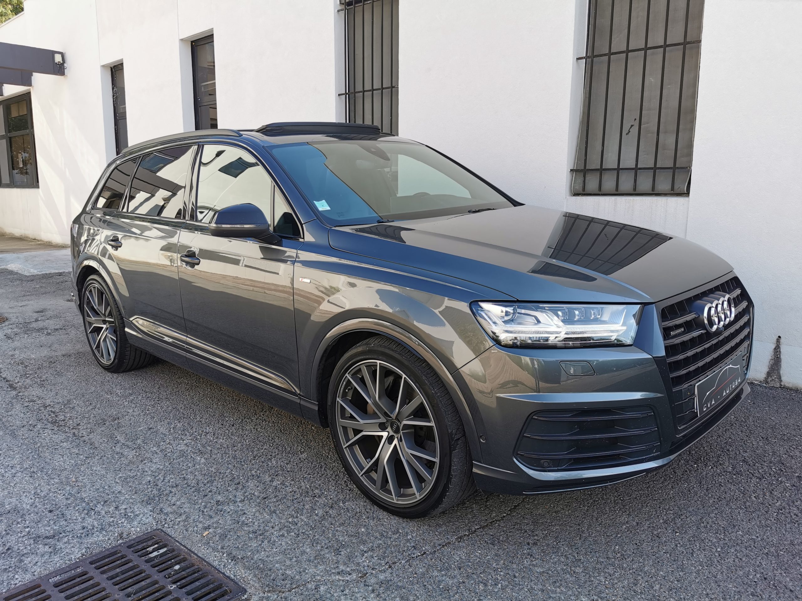 AUDI Q7 3.0L TDI 231CH QUATTRO S-LINE S-TRONIC