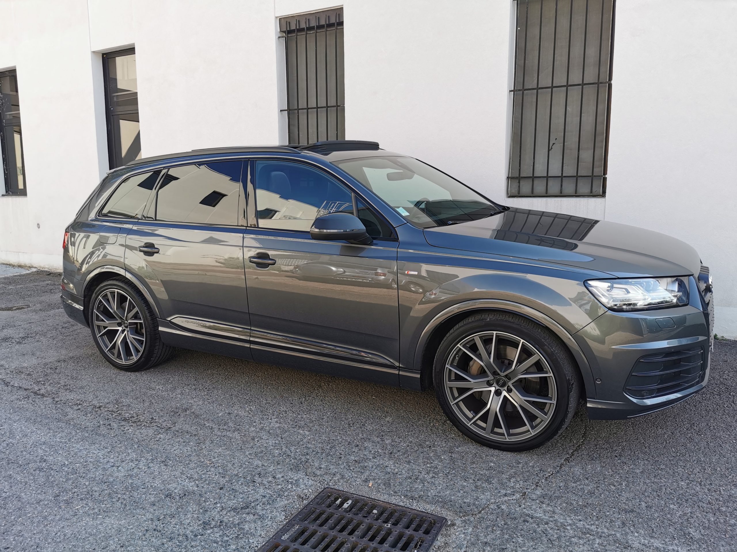 AUDI Q7 3.0L TDI 231CH QUATTRO S-LINE S-TRONIC