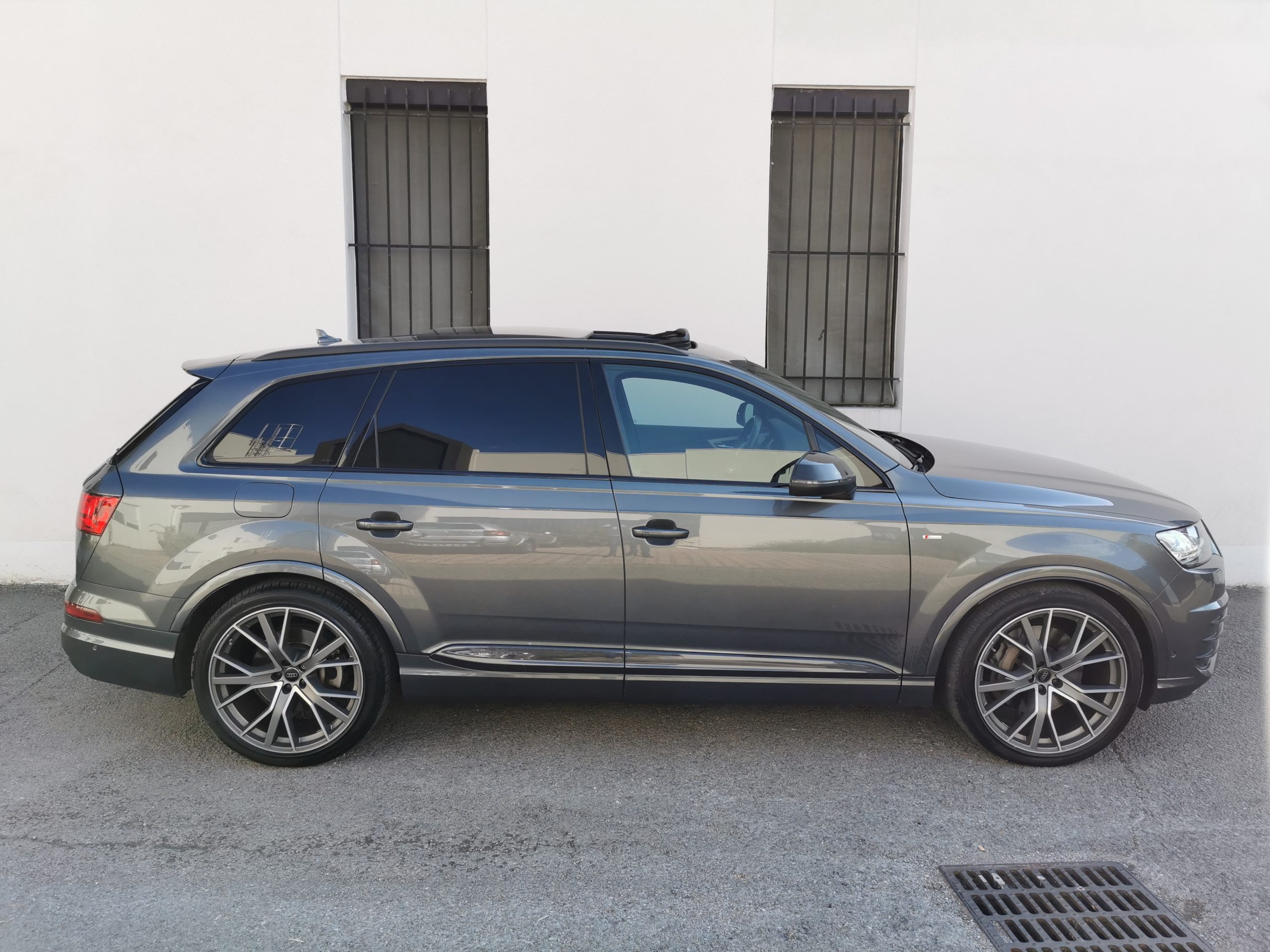 AUDI Q7 3.0L TDI 231CH QUATTRO S-LINE S-TRONIC