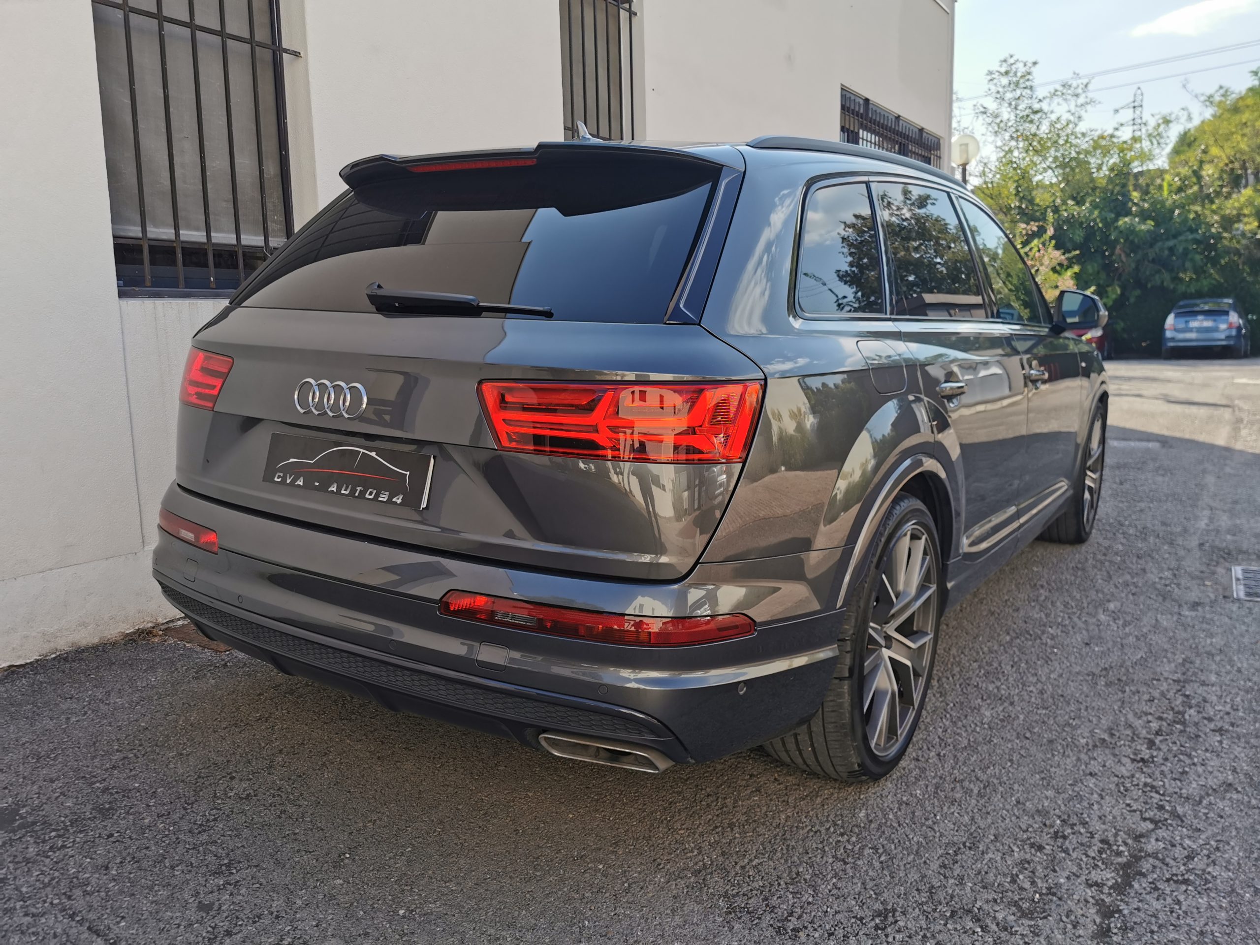 AUDI Q7 3.0L TDI 231CH QUATTRO S-LINE S-TRONIC