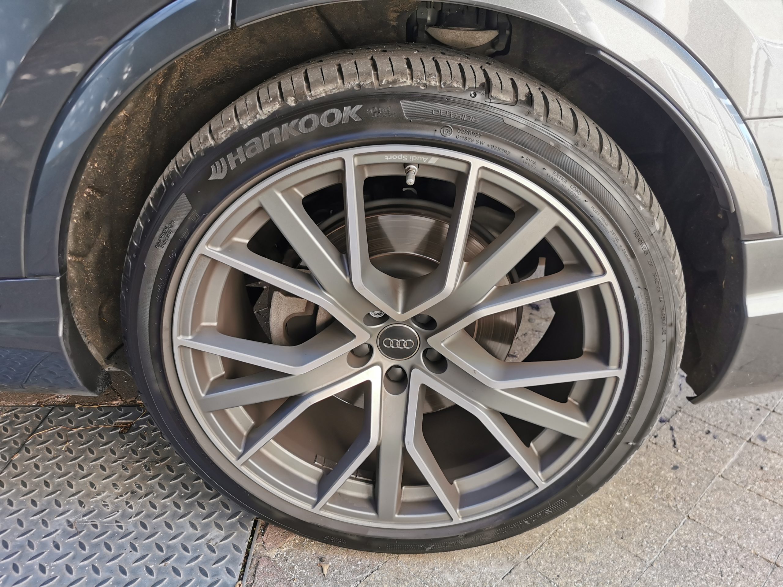 AUDI Q7 3.0L TDI 231CH QUATTRO S-LINE S-TRONIC