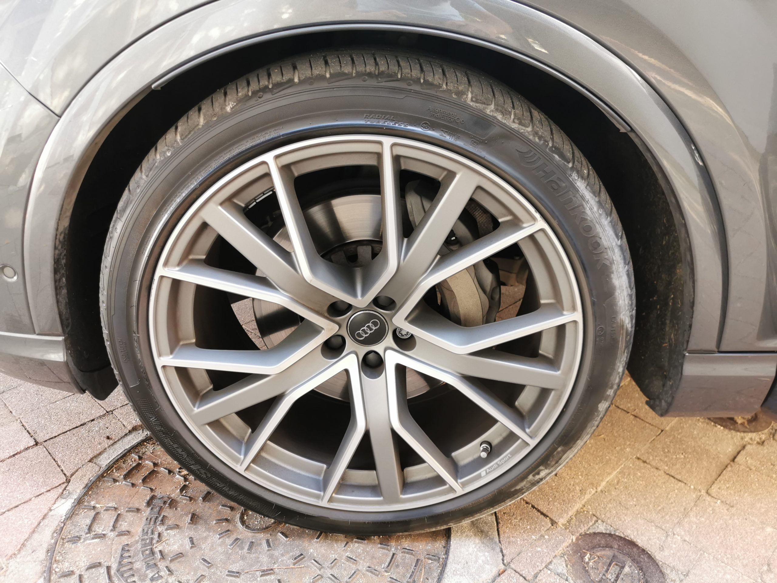 AUDI Q7 3.0L TDI 231CH QUATTRO S-LINE S-TRONIC