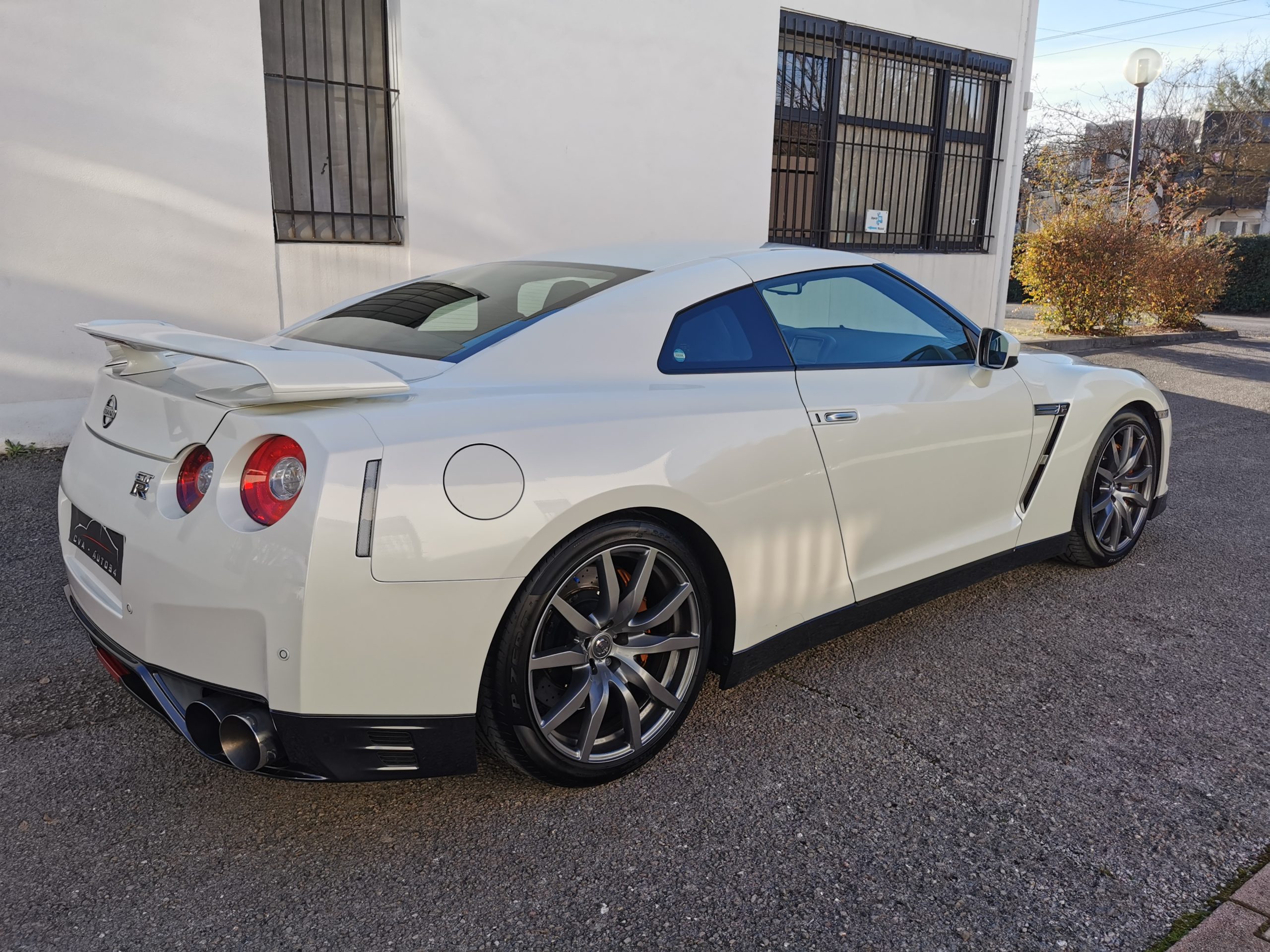 NISSAN GT-R 3.8L V6 610CH BLACK EDITION