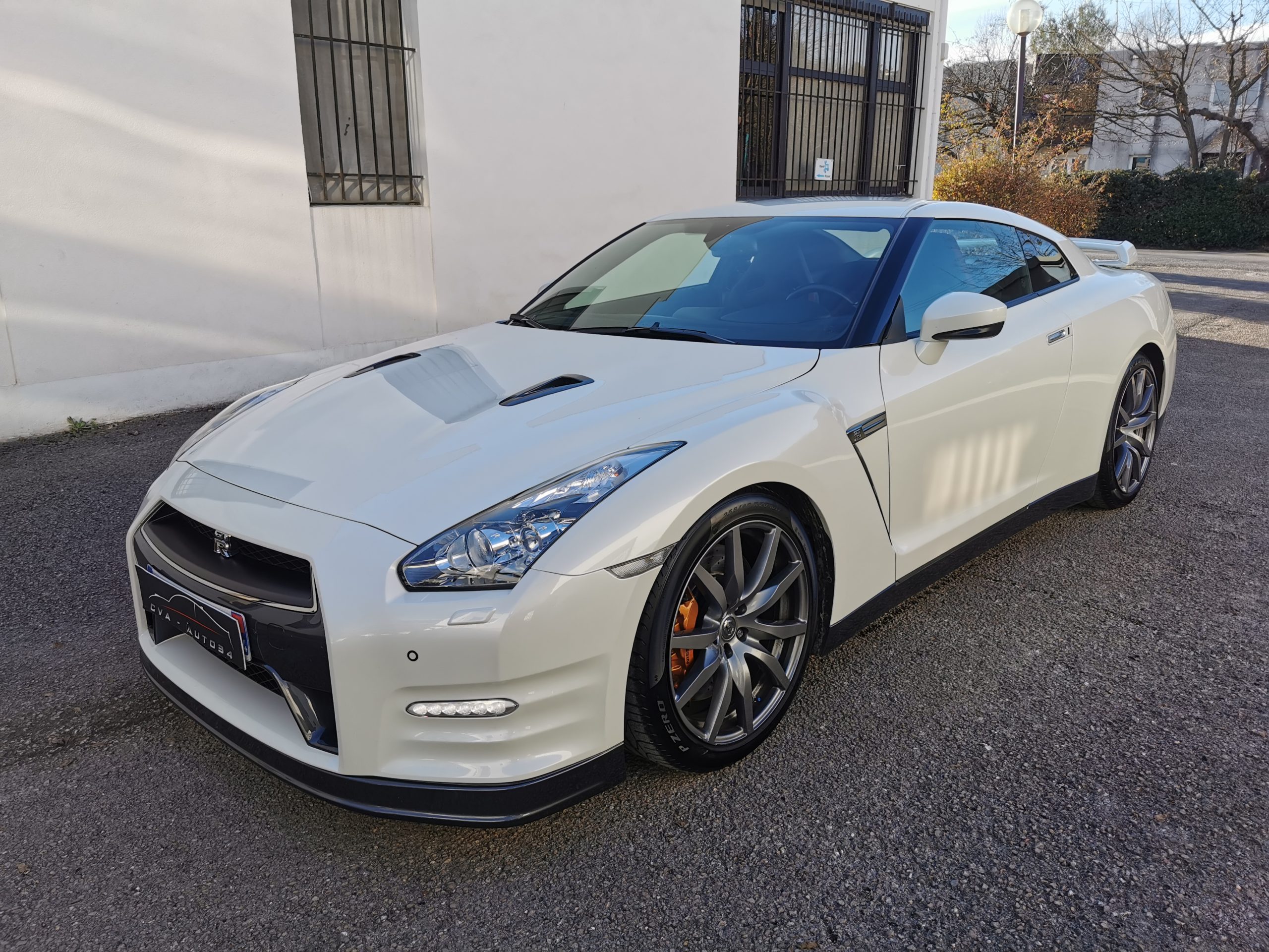 NISSAN GT-R 3.8L V6 610CH BLACK EDITION