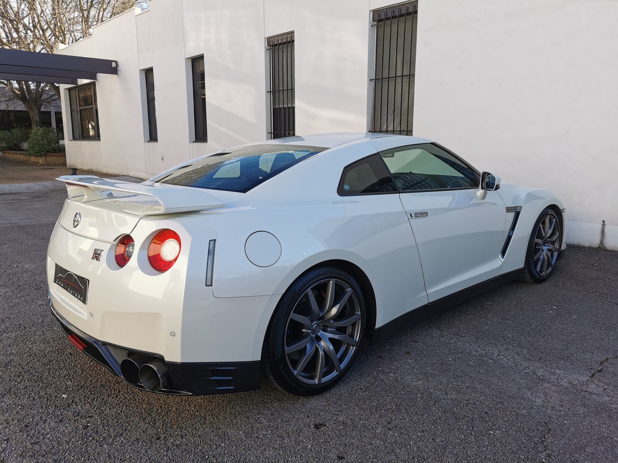 NISSAN GT-R 3.8L V6 610CH BLACK EDITION