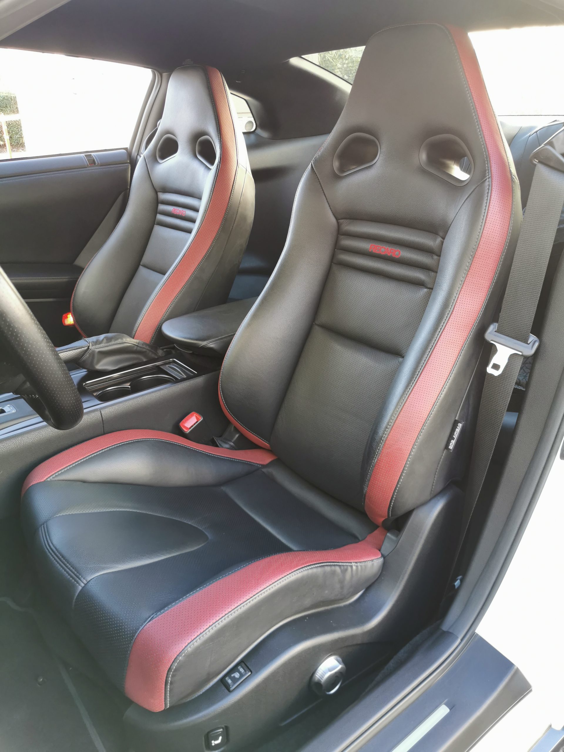 NISSAN GT-R 3.8L V6 610CH BLACK EDITION