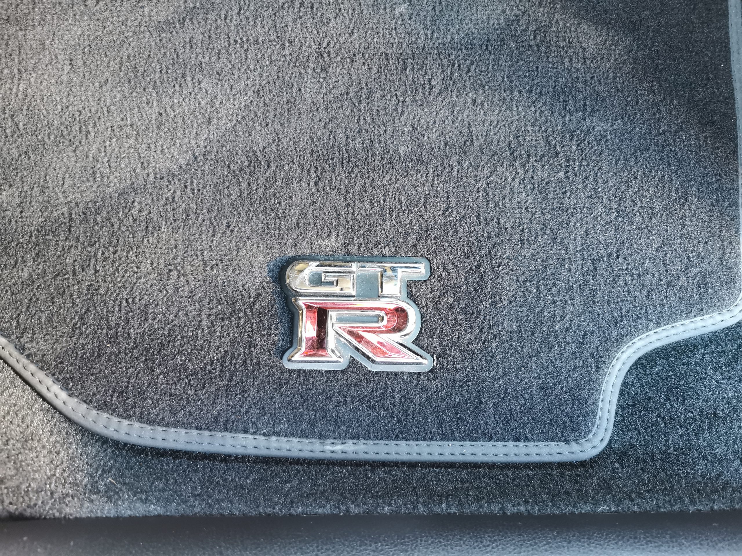 NISSAN GT-R 3.8L V6 610CH BLACK EDITION