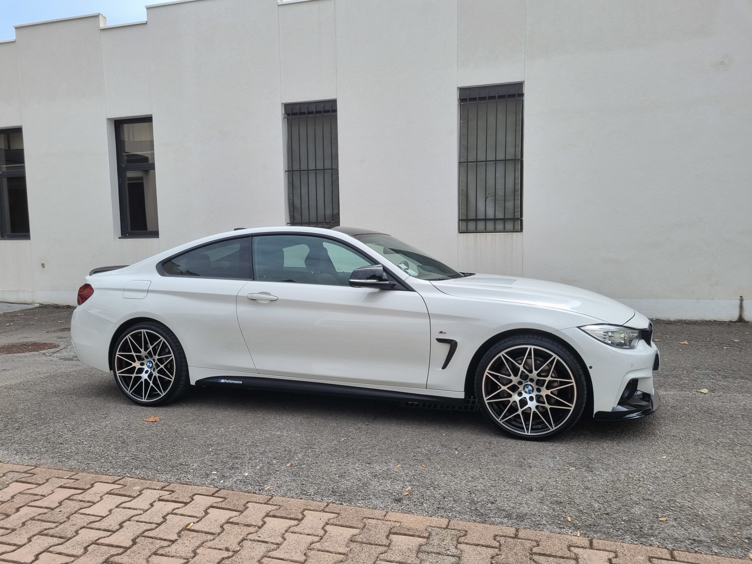 BMW 435D 313CH PACK M Performance LOOK M4 (Unique et Personnalisée)