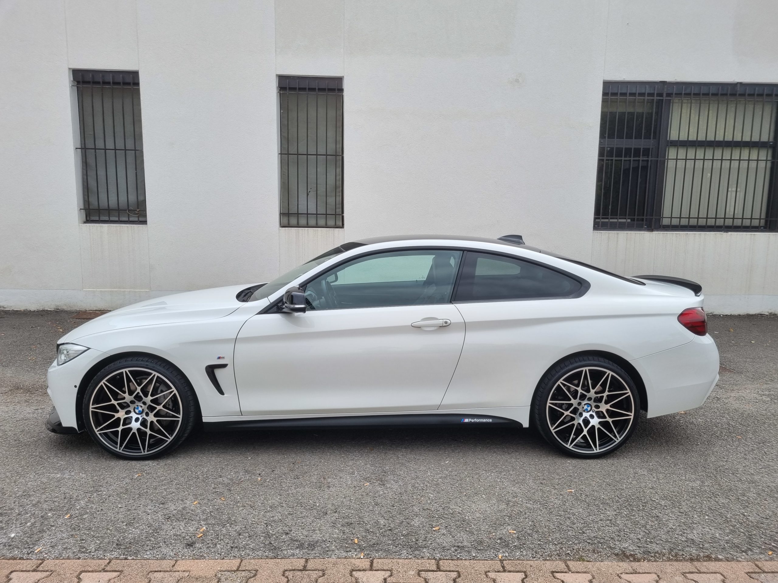 BMW 435D 313CH PACK M Performance LOOK M4 (Unique et Personnalisée)