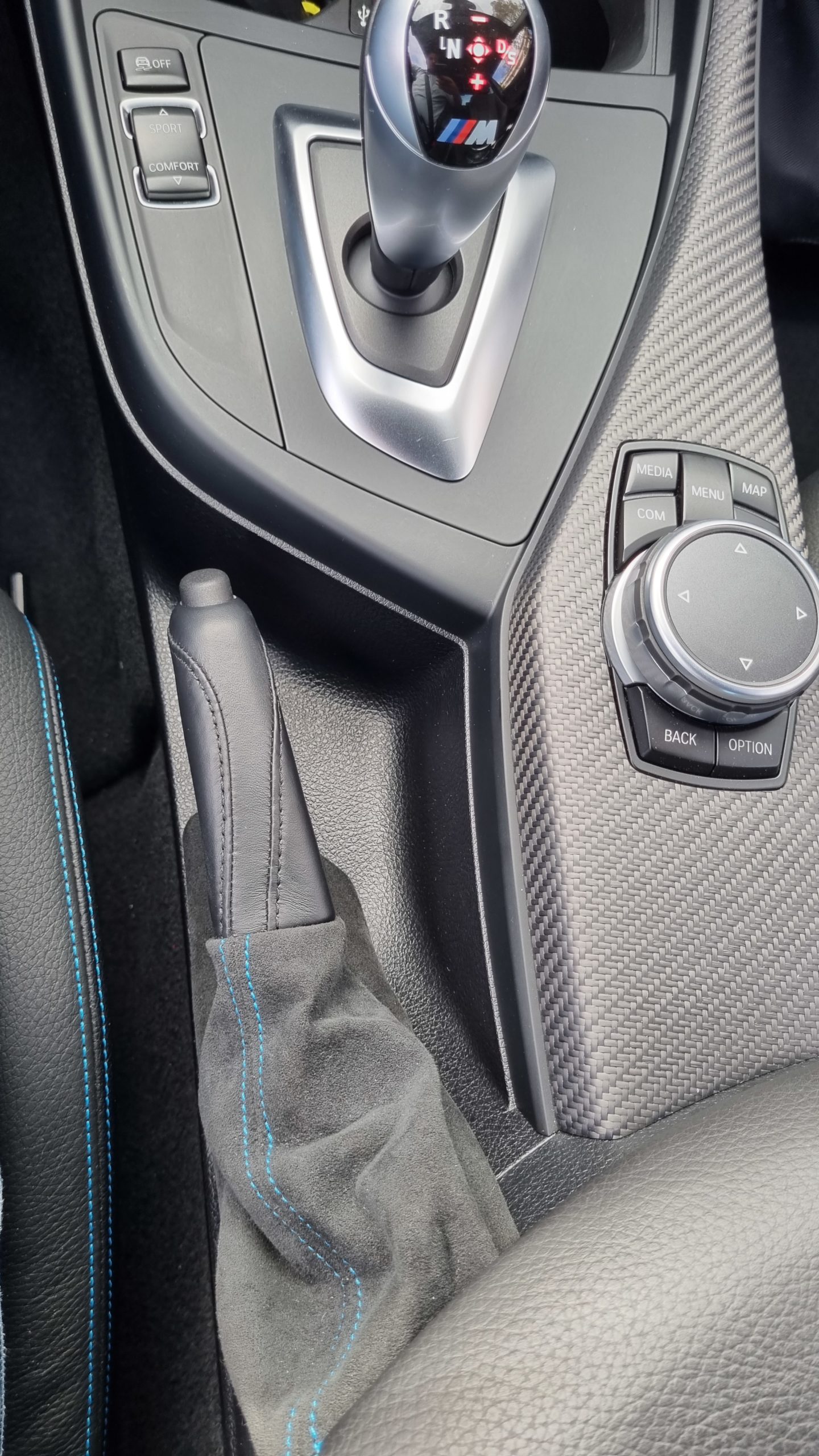 BMW M2 3.0L DKG7 370CH