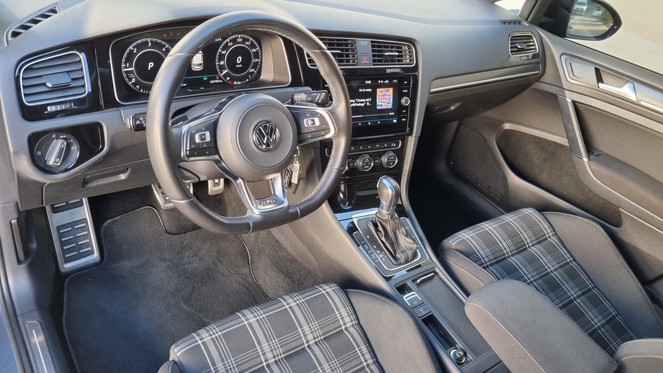 UNIQUE VOLKSWAGEN GOLF 7 GTD 2.0L 184CH DSG7 LOOK GTI TCR