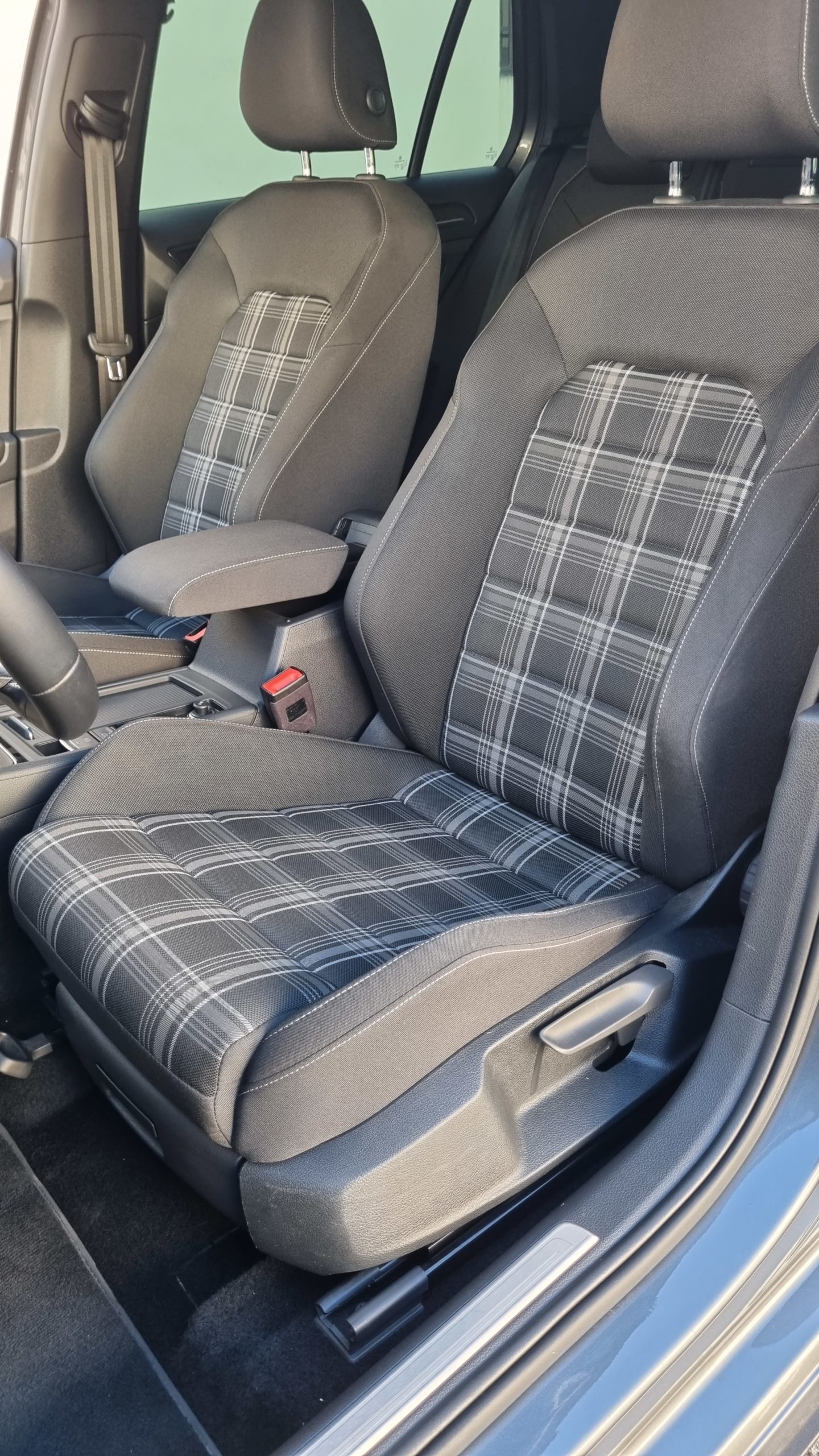 UNIQUE VOLKSWAGEN GOLF 7 GTD 2.0L 184CH DSG7 LOOK GTI TCR