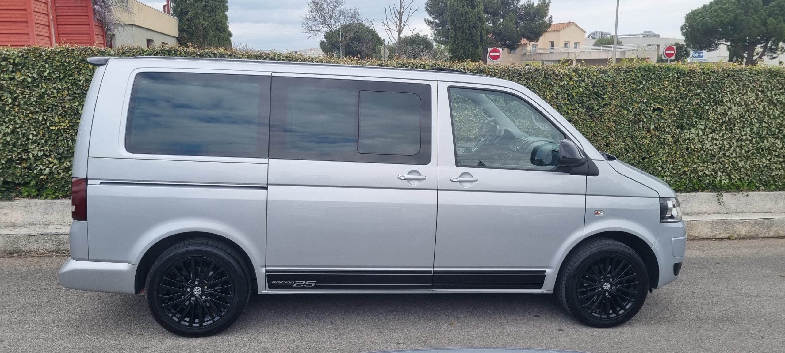 VOLKSWAGEN MULTIVAN 7 PLACES LOOK EDITION 25