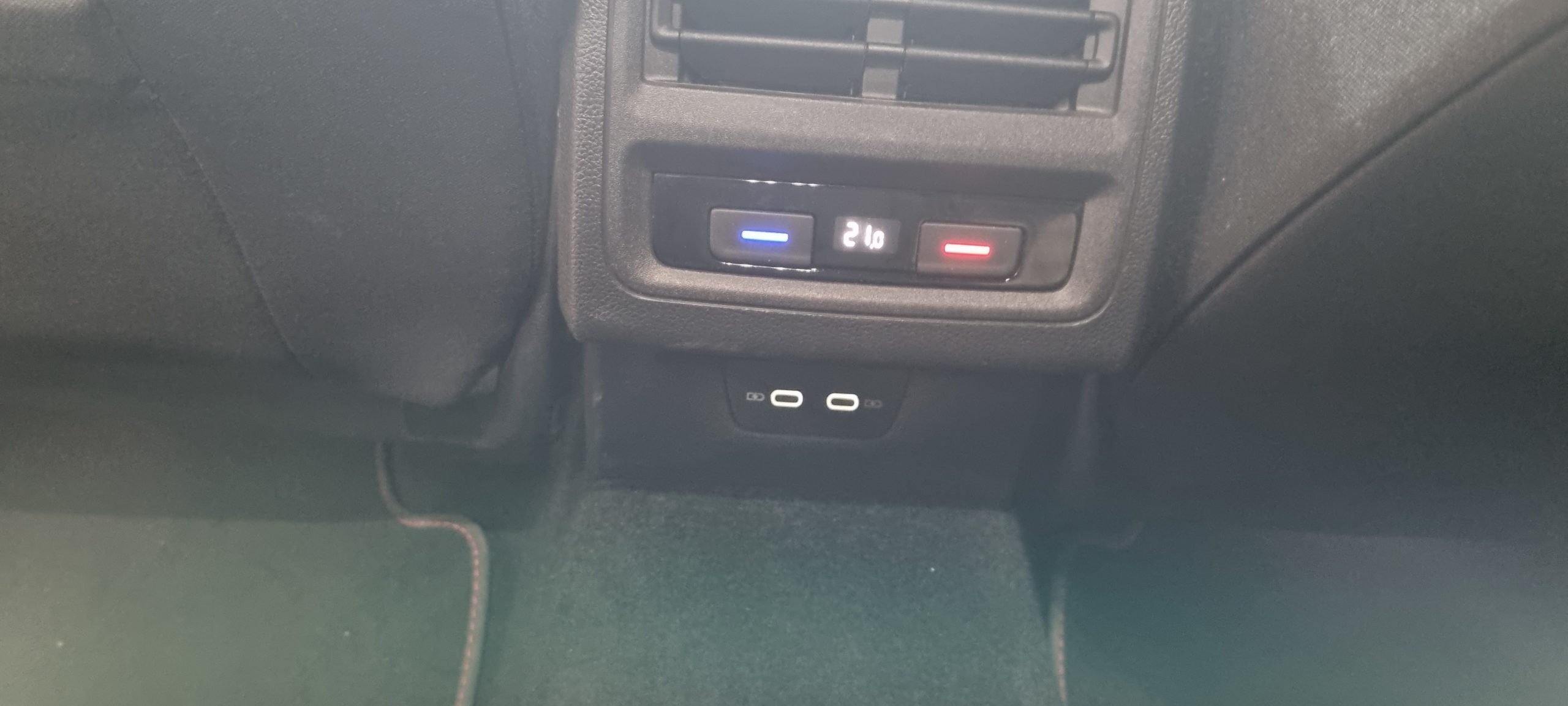 VOLKSWAGEN GOLF 8 GTI 2.0L TURBO 245CH DSG