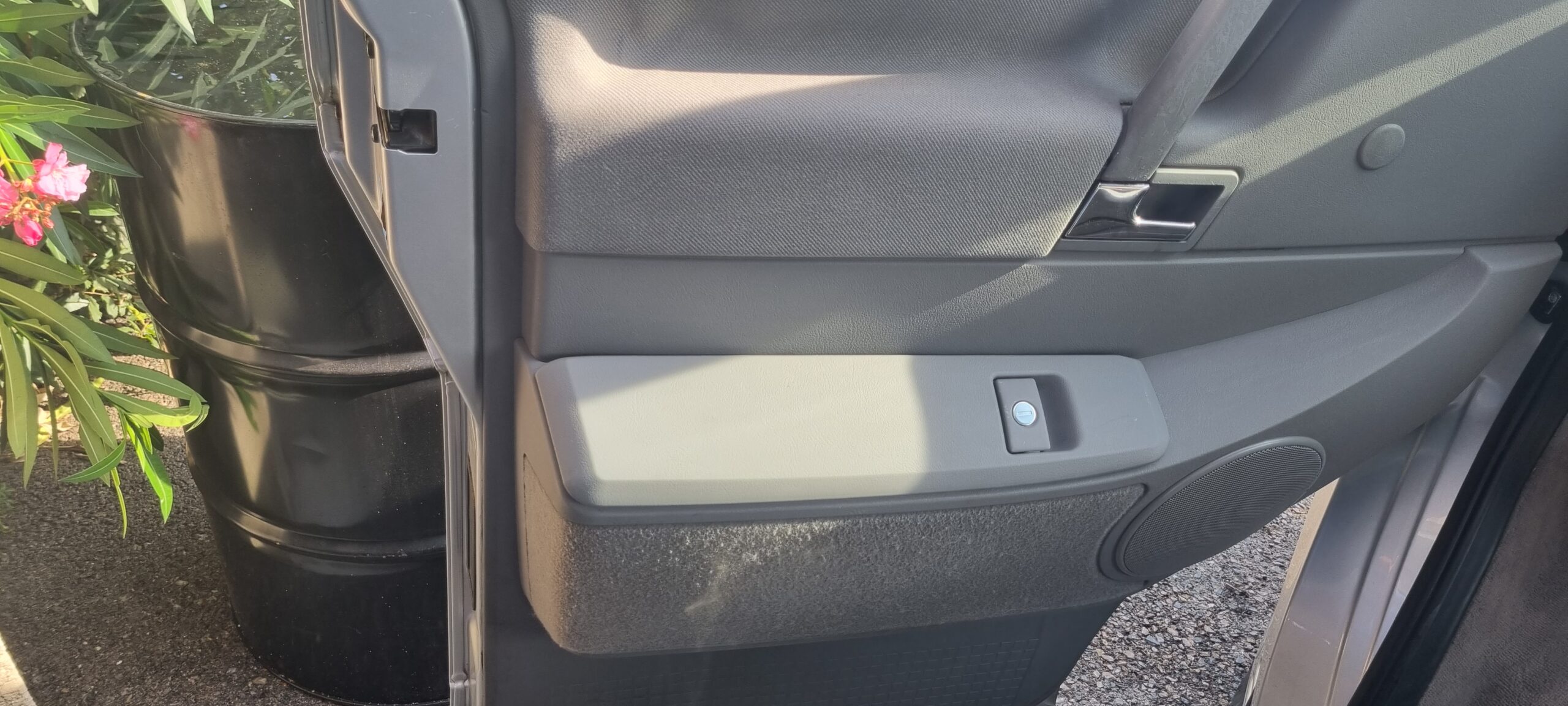 VOLKSWAGEN MULTIVAN WESTFALIA 2.5L TDI 102 CH (5 cylindres)