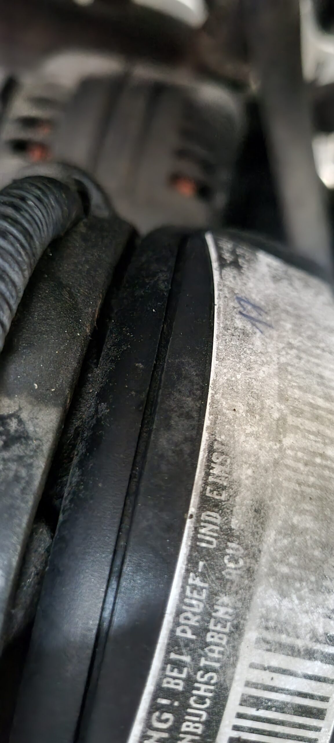 VOLKSWAGEN MULTIVAN WESTFALIA 2.5L TDI 102 CH (5 cylindres)