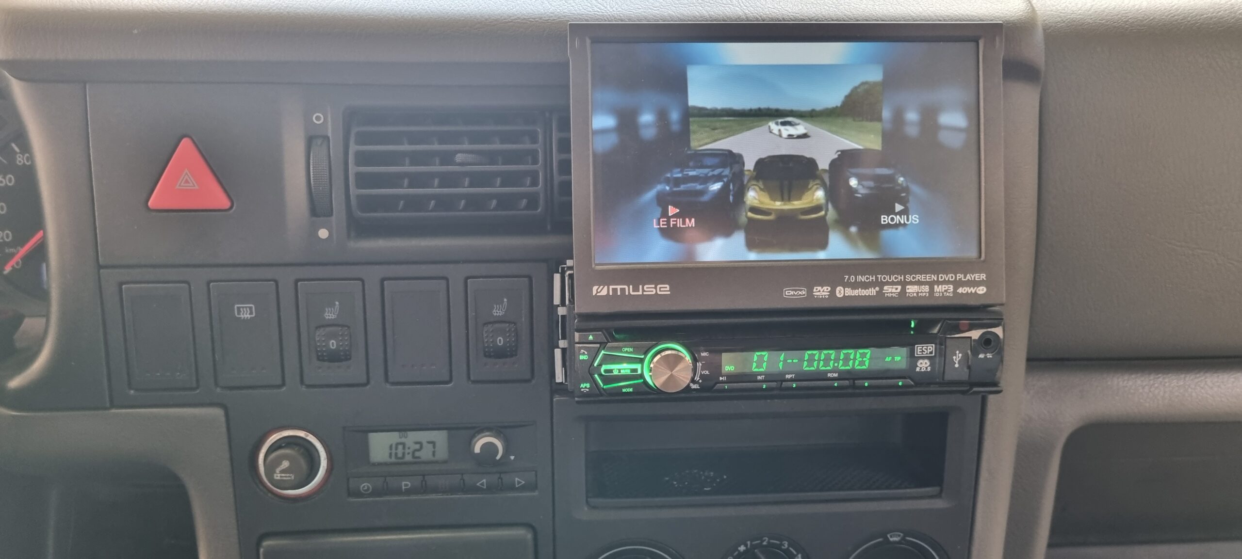 VOLKSWAGEN MULTIVAN WESTFALIA 2.5L TDI 102 CH (5 cylindres)