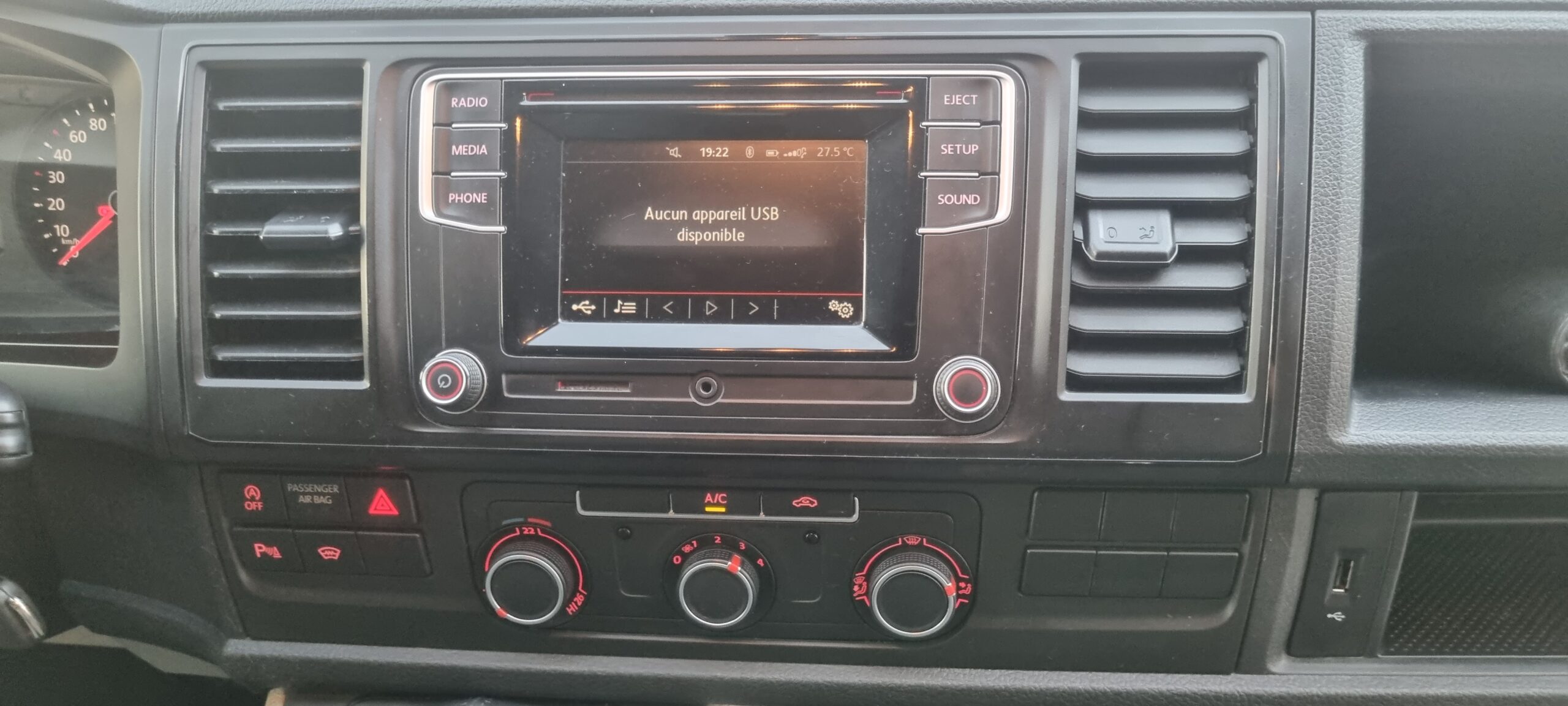 VOLKSWAGEN TRANSPORTER 2.0L TDI 150CH “LOOK UNIQUE”