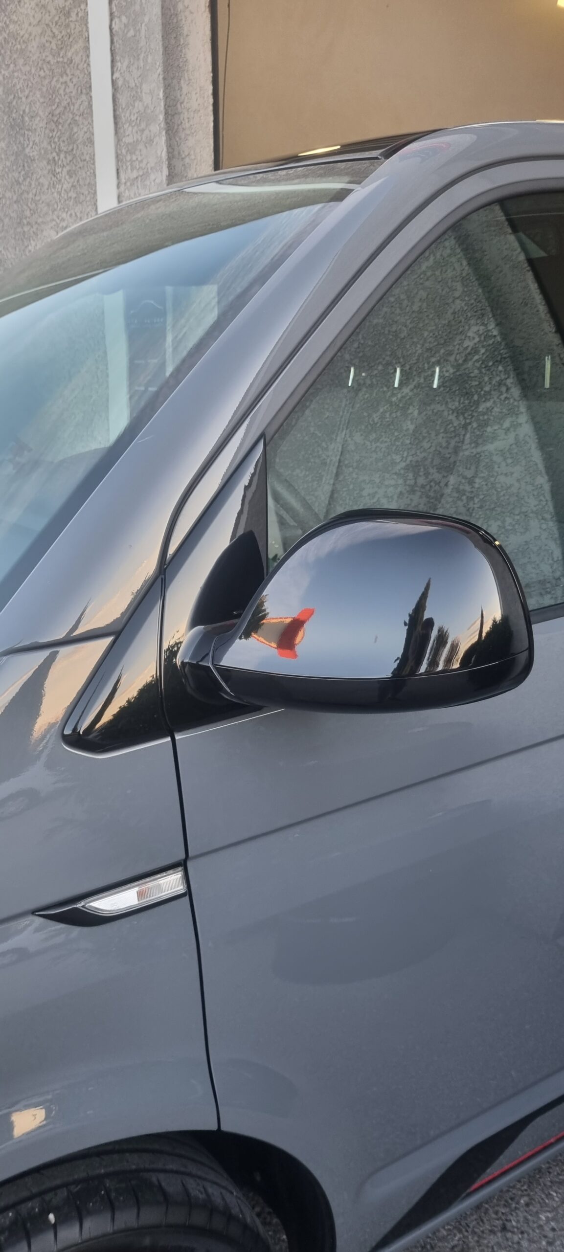 VOLKSWAGEN TRANSPORTER 2.0L TDI 150CH “LOOK UNIQUE”