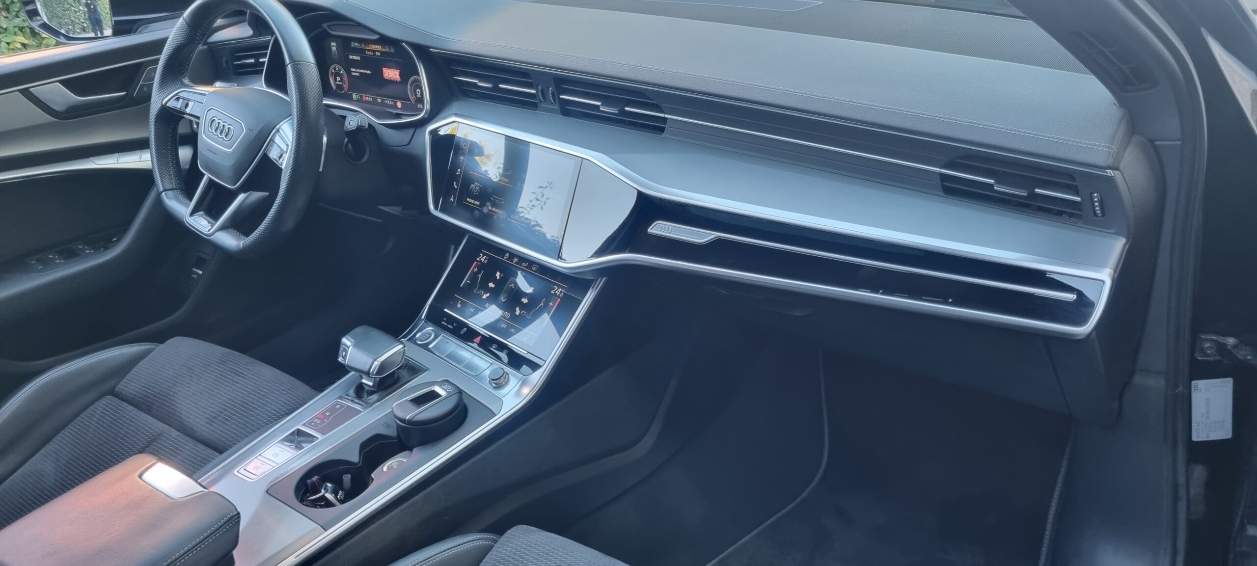 AUDI A6 AVANT 3.0L TDI 204CH S-LINE