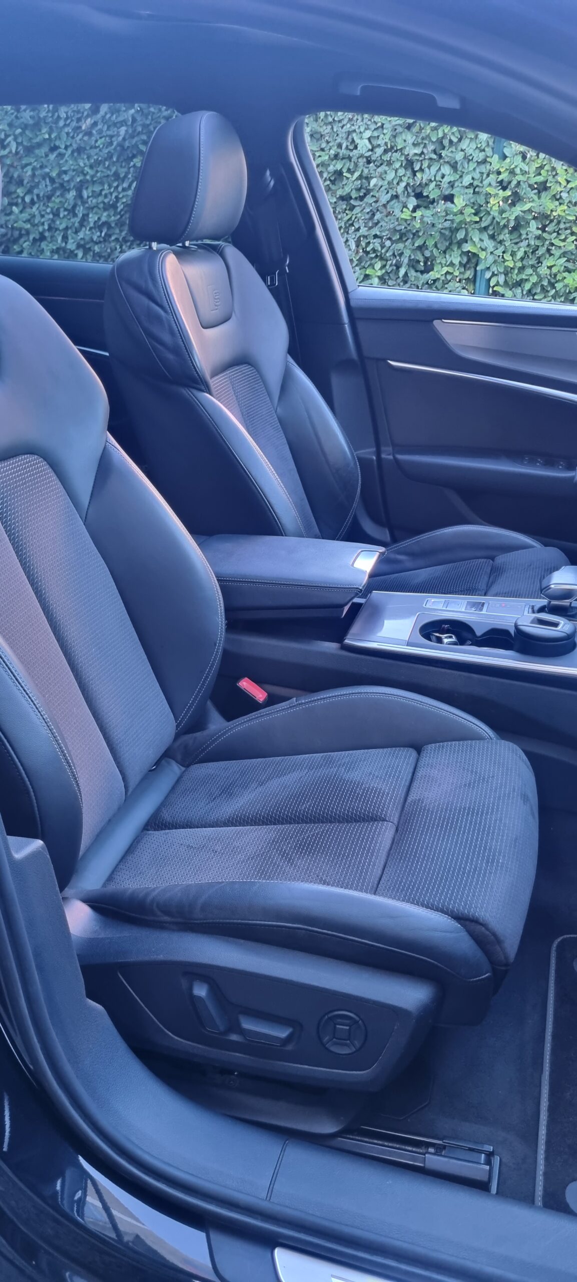 AUDI A6 AVANT 3.0L TDI 204CH S-LINE