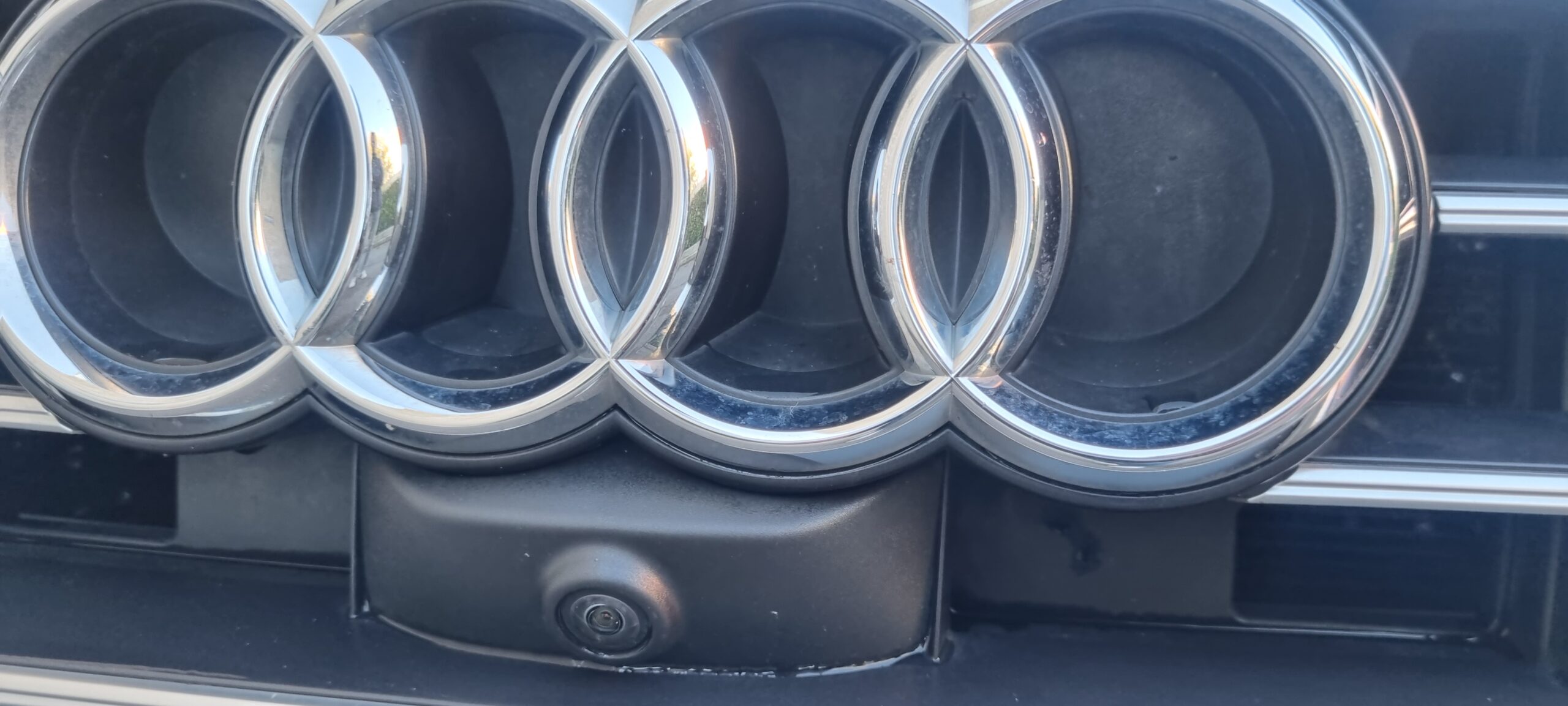 AUDI A6 AVANT 3.0L TDI 204CH S-LINE