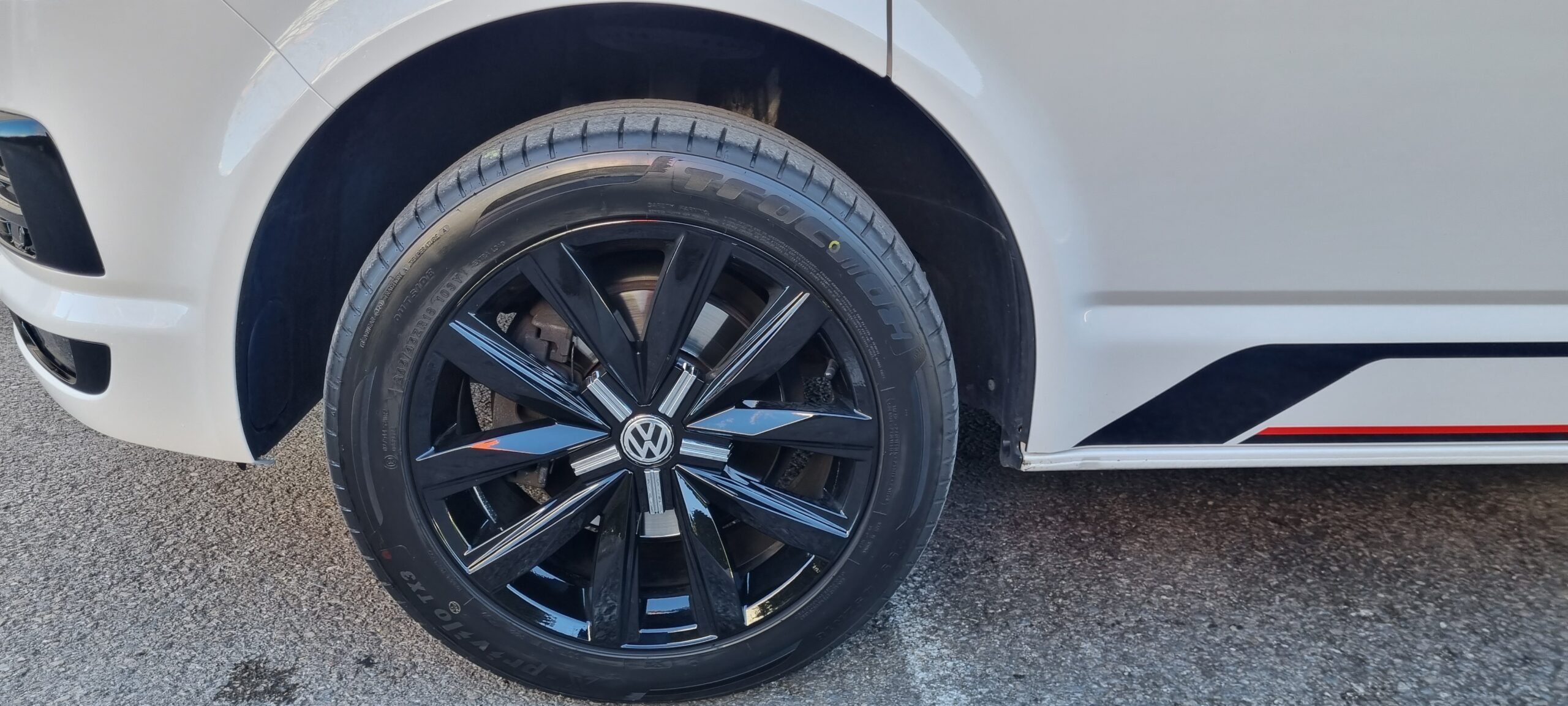 VOLKSWAGEN TRANSPORTER T6 2.0L TDI 150 CH LOOK EDITION T6.1