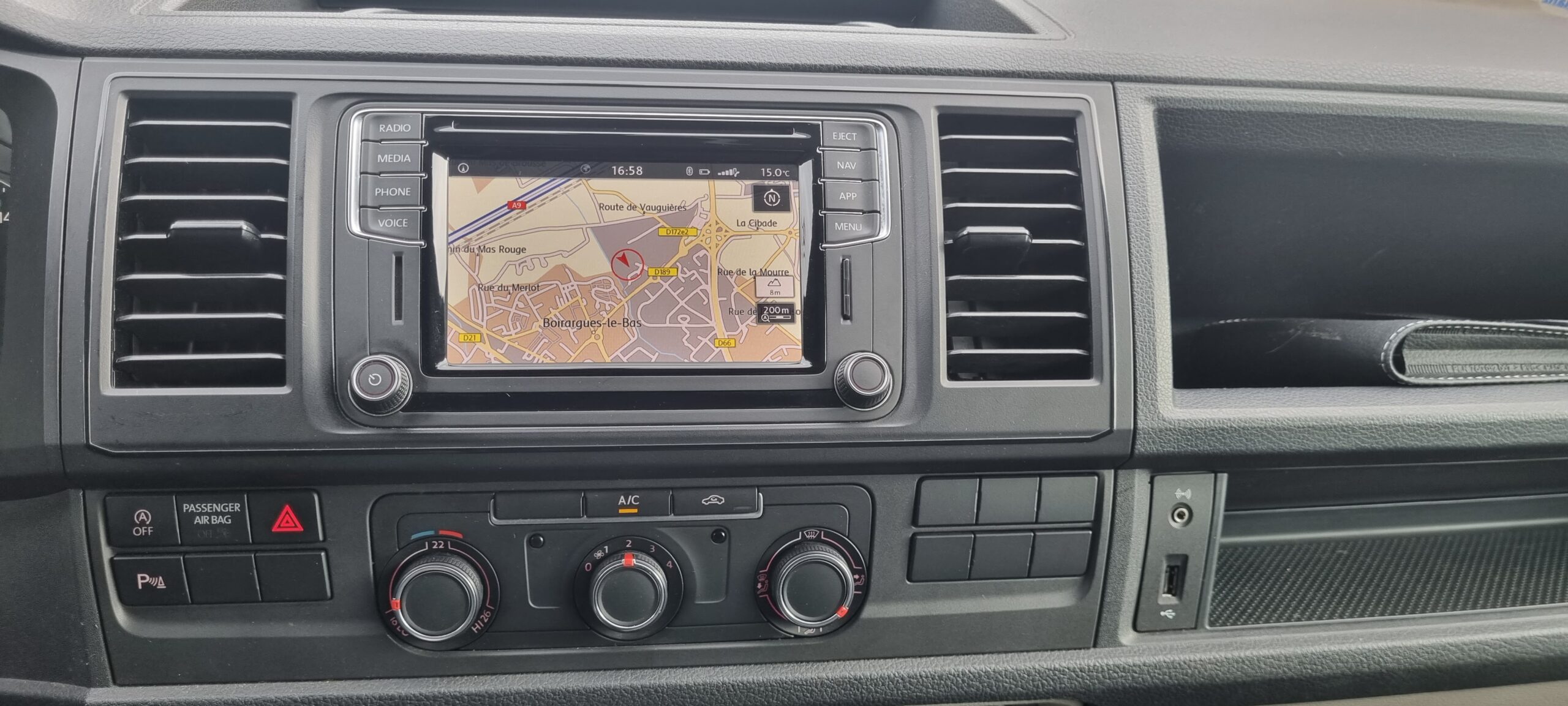 VOLKSWAGEN TRANSPORTER T6 2.0L TDI 150 CH LOOK EDITION T6.1