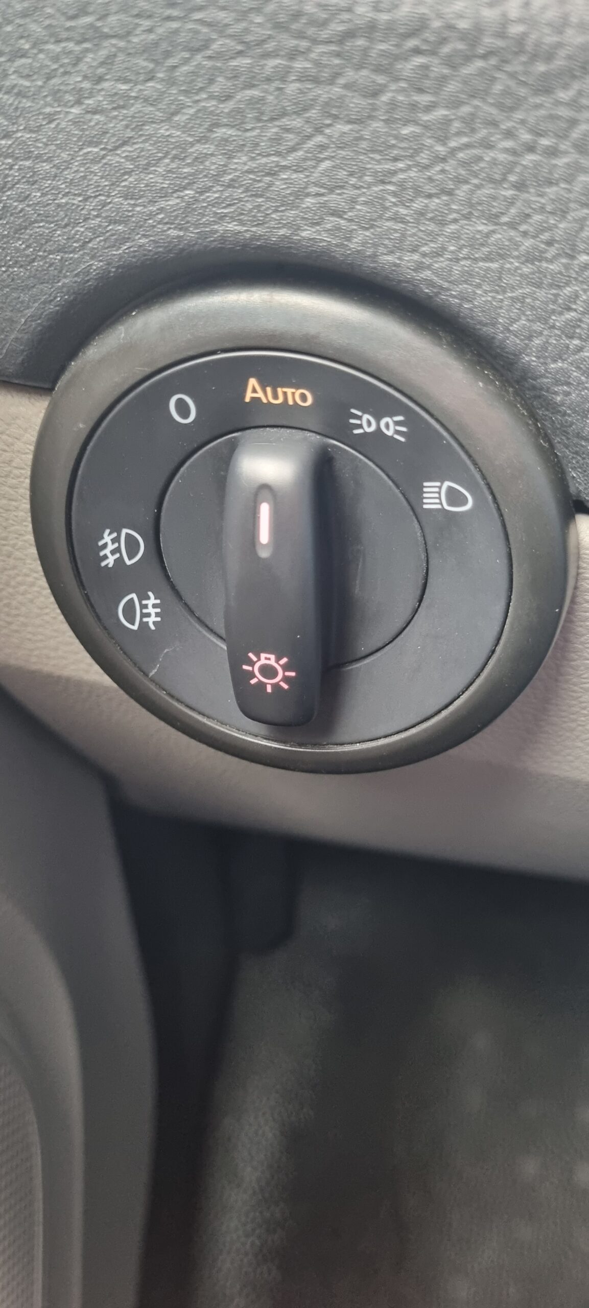 VOLKSWAGEN TRANSPORTER T6 2.0L TDI 150 CH LOOK EDITION T6.1