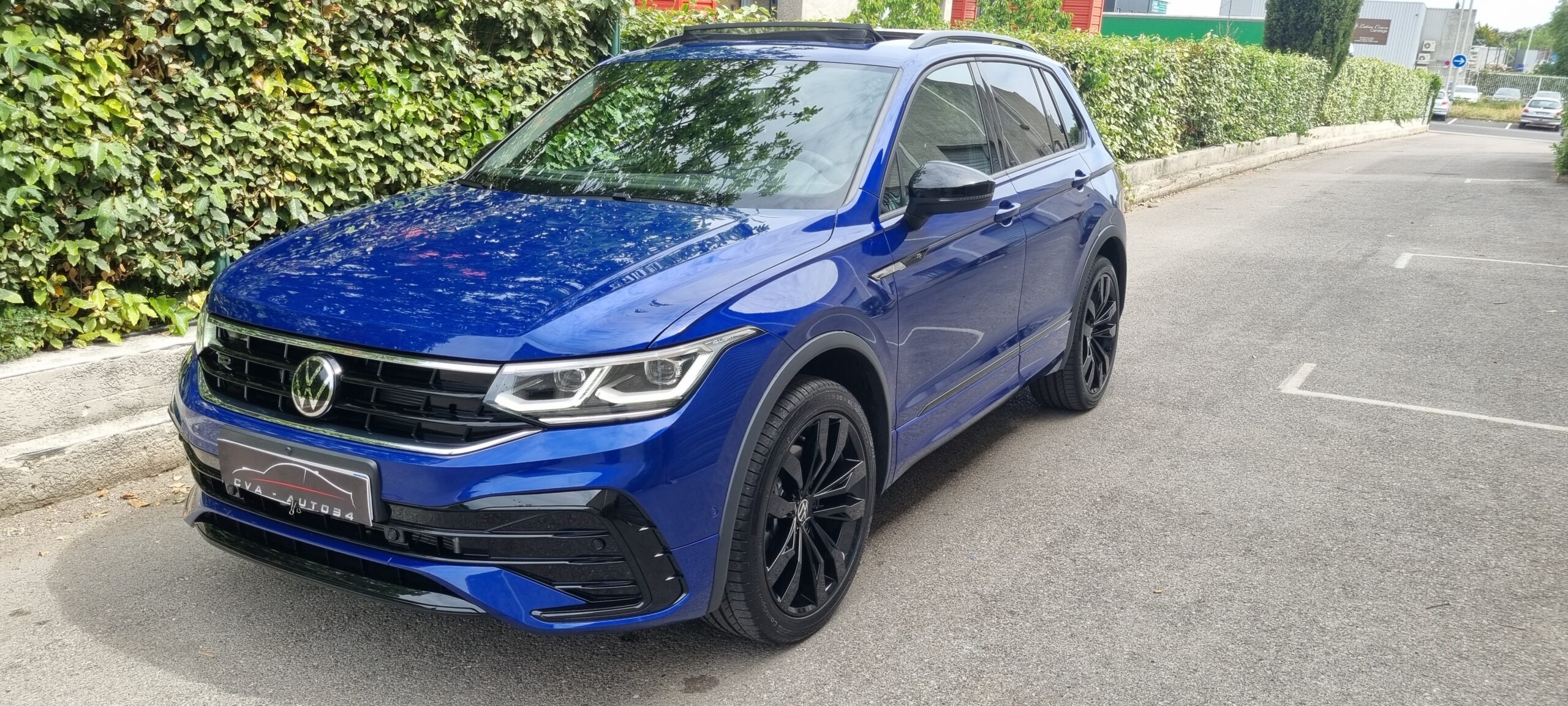 VOLKSWAGEN TIGUAN 2.0L TDI 200CH EXCLUSIVE R-LINE