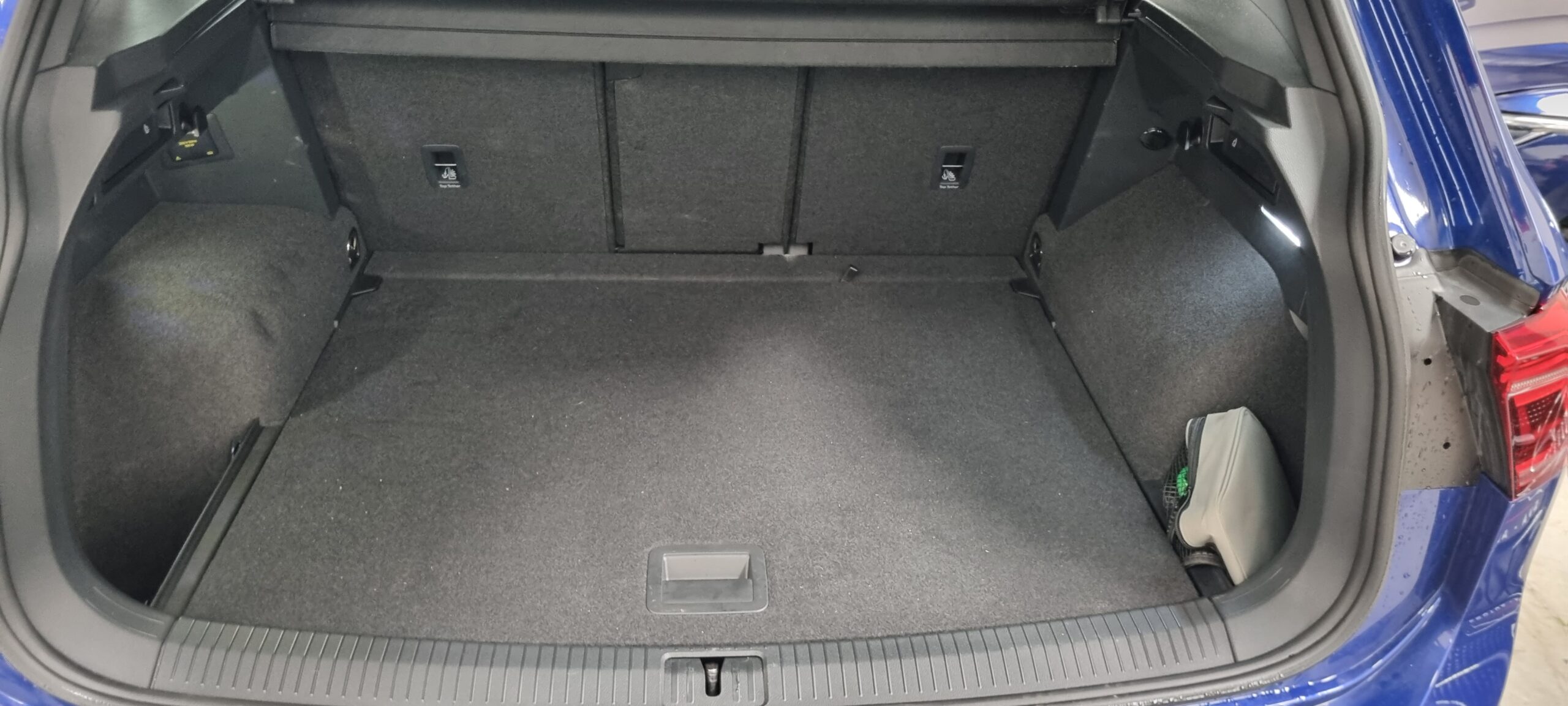 VOLKSWAGEN TIGUAN 2.0L TDI 200CH EXCLUSIVE R-LINE