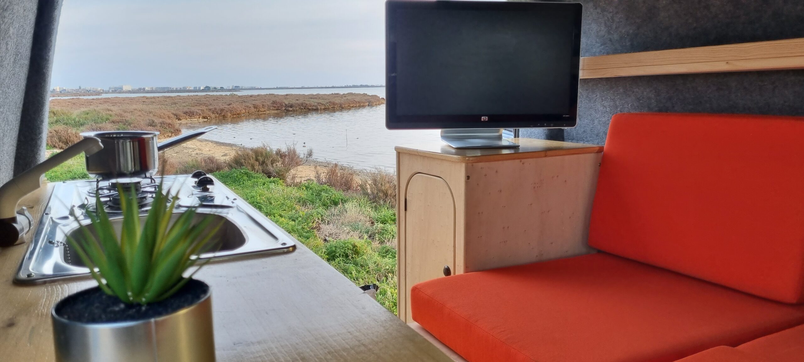 VOLKSWAGEN TRANSPORTER T6 2.0L TDI 150 CH EDITION AVEC AMENAGEMENT “CAMPING”