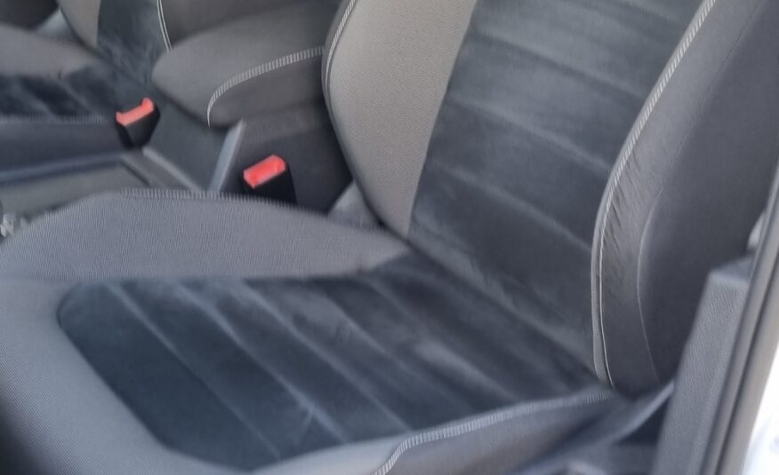 VOLKSWAGEN GOLF 7 2.0L TDI 150 CARAT DSG6