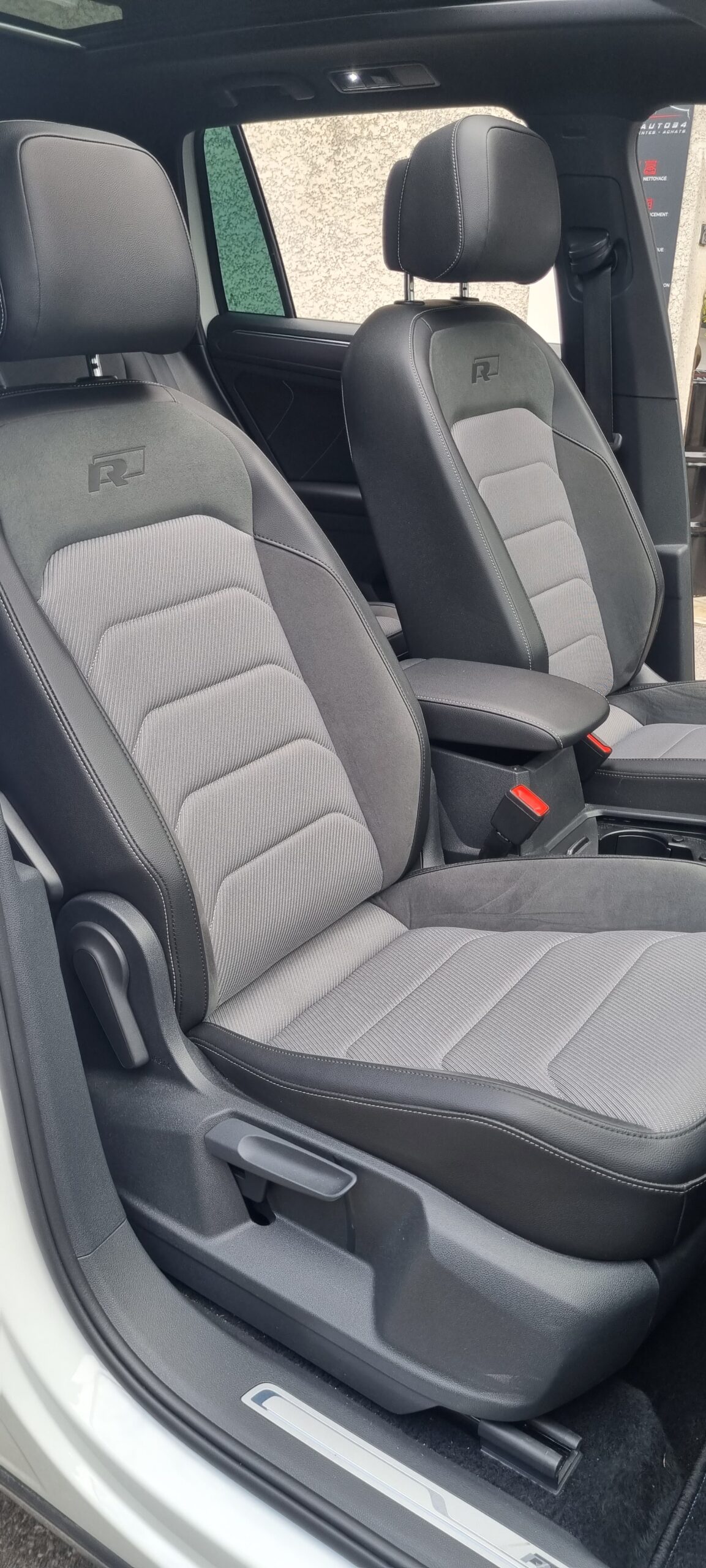 VOLKSWAGEN TIGUAN 2.0L TDI 190 CH EXCLUSIVE R-LINE 4MOTION