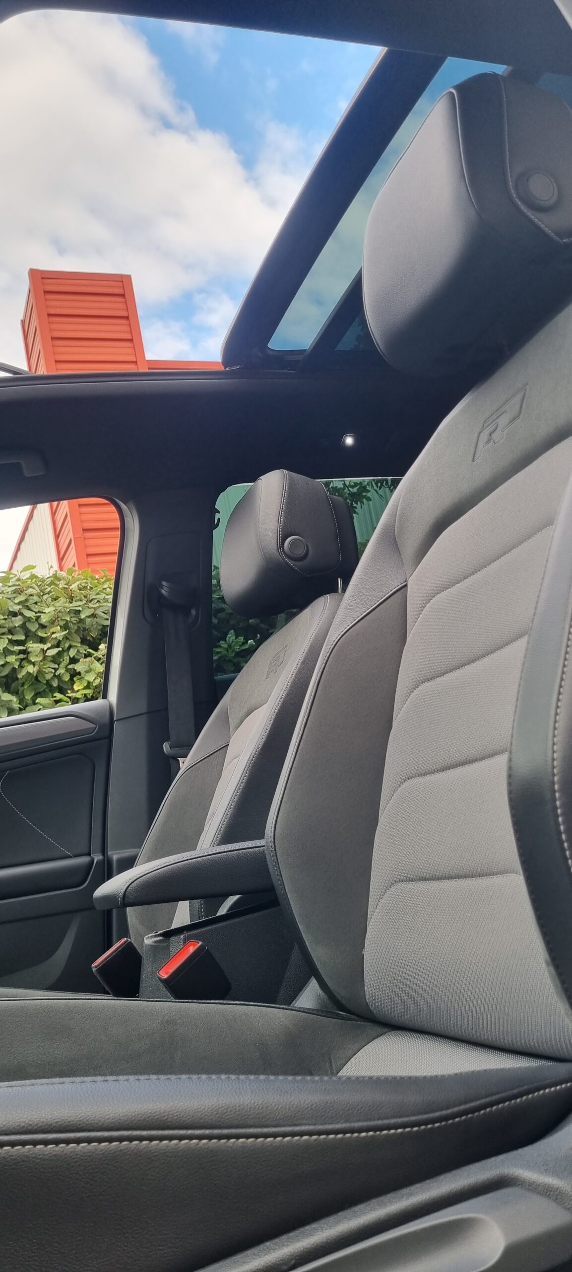 VOLKSWAGEN TIGUAN 2.0L TDI 190 CH EXCLUSIVE R-LINE 4MOTION