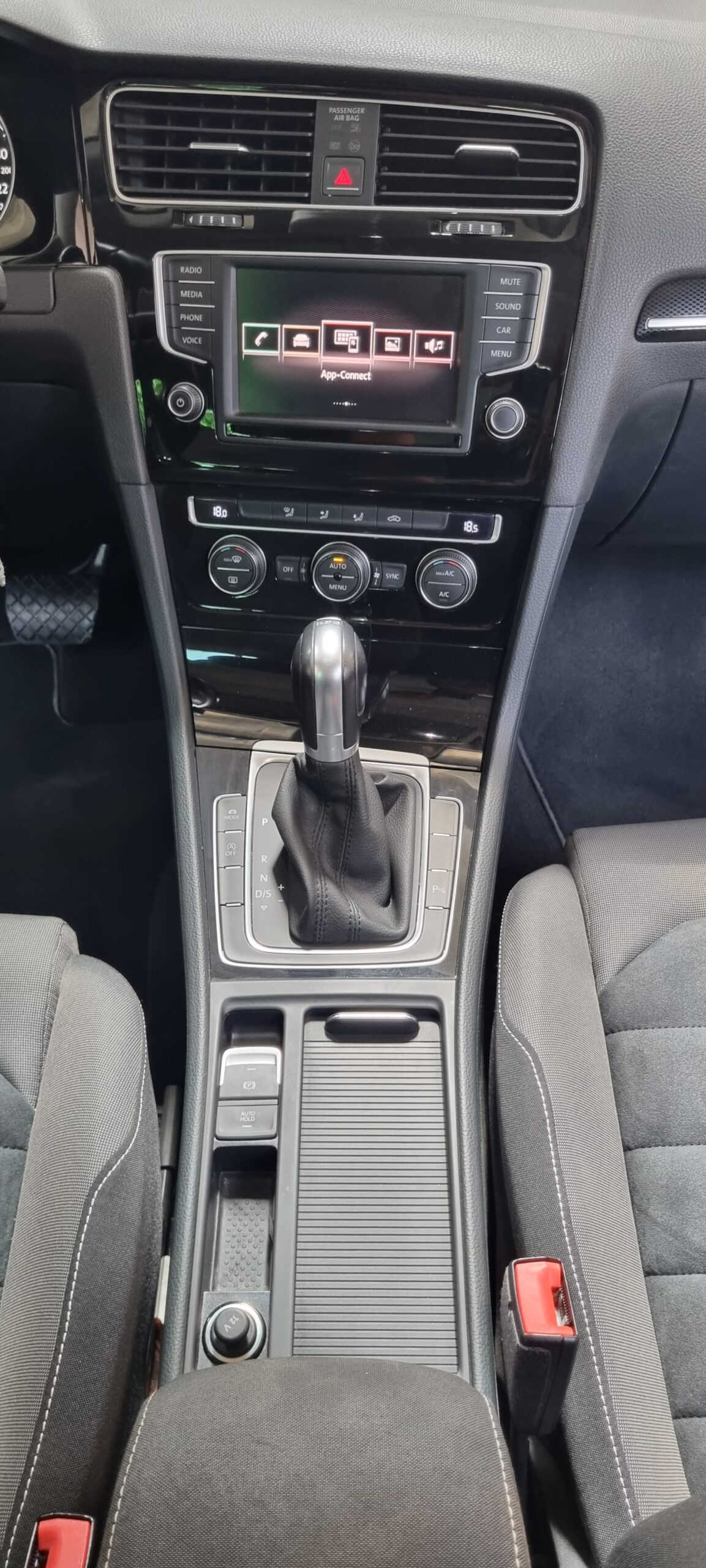 VOLKSWAGEN GOLF 7 1.4L TSI 150CH CARAT PACK EXT R-LINE