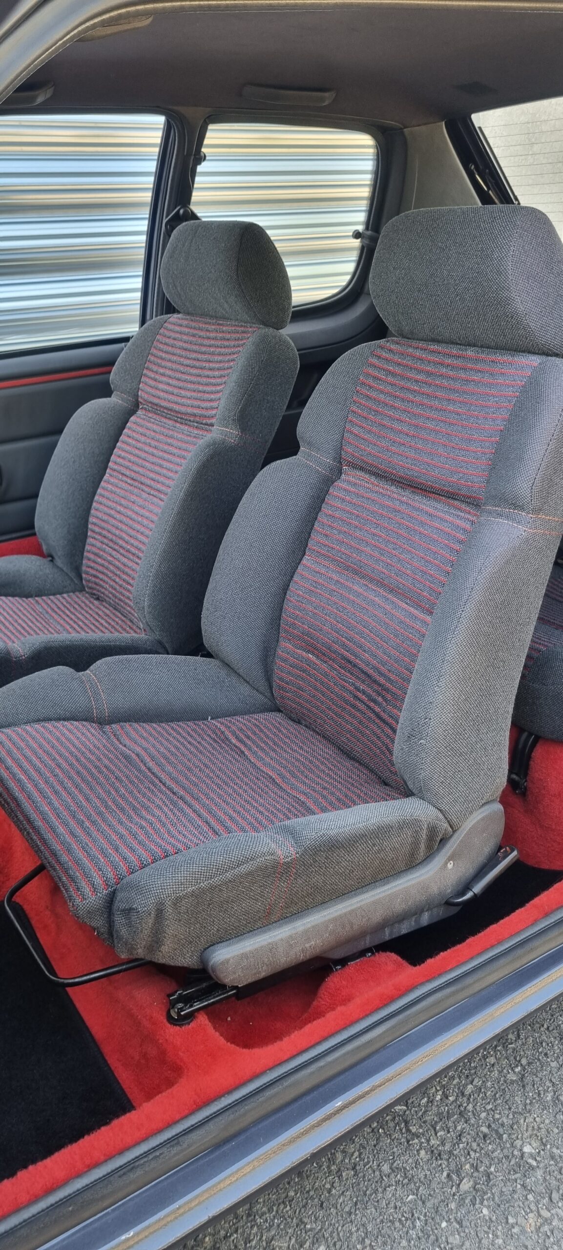 PEUGEOT 205 GTI 1.6L 115CH