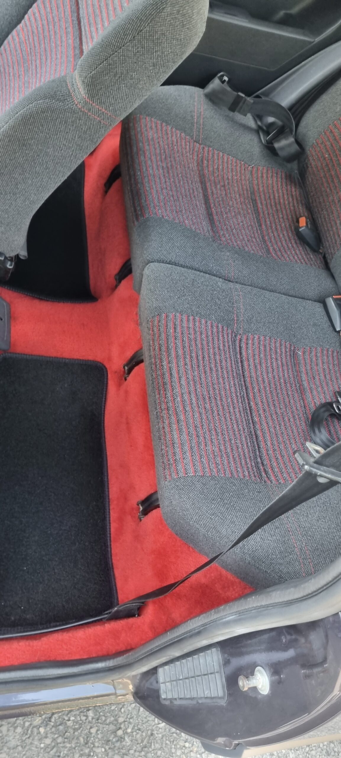 PEUGEOT 205 GTI 1.6L 115CH