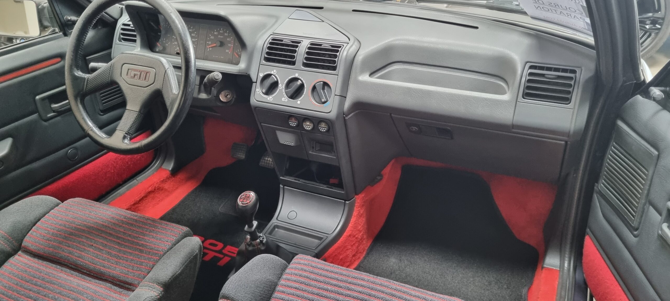 PEUGEOT 205 GTI 1.6L 115CH