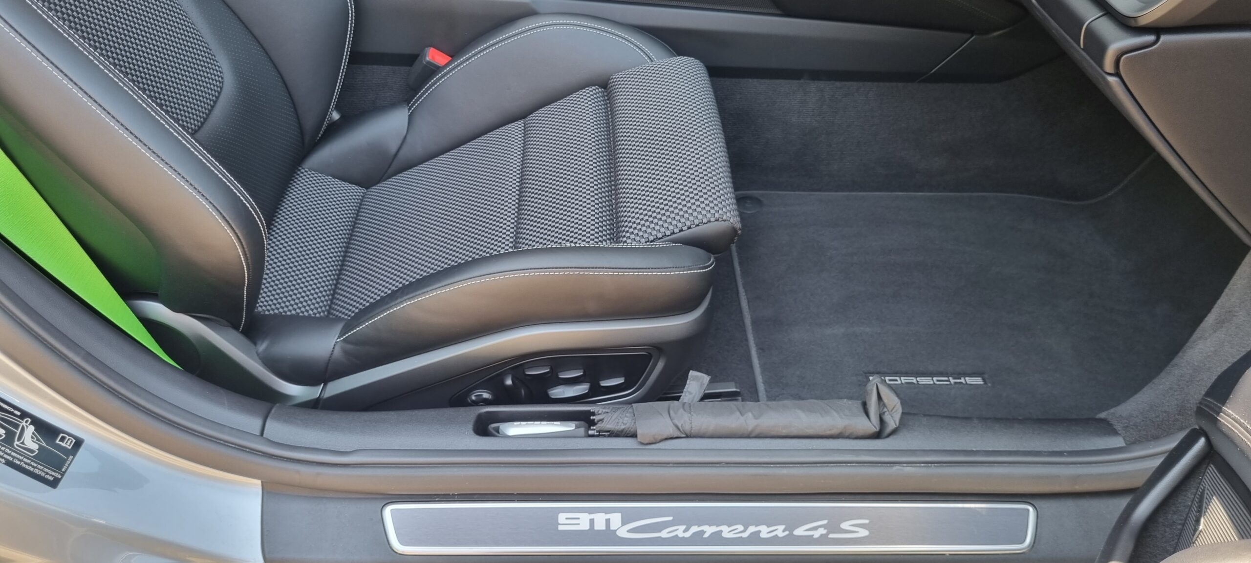 PORSCHE 992 CARRERA 4S 3.0L 450CH