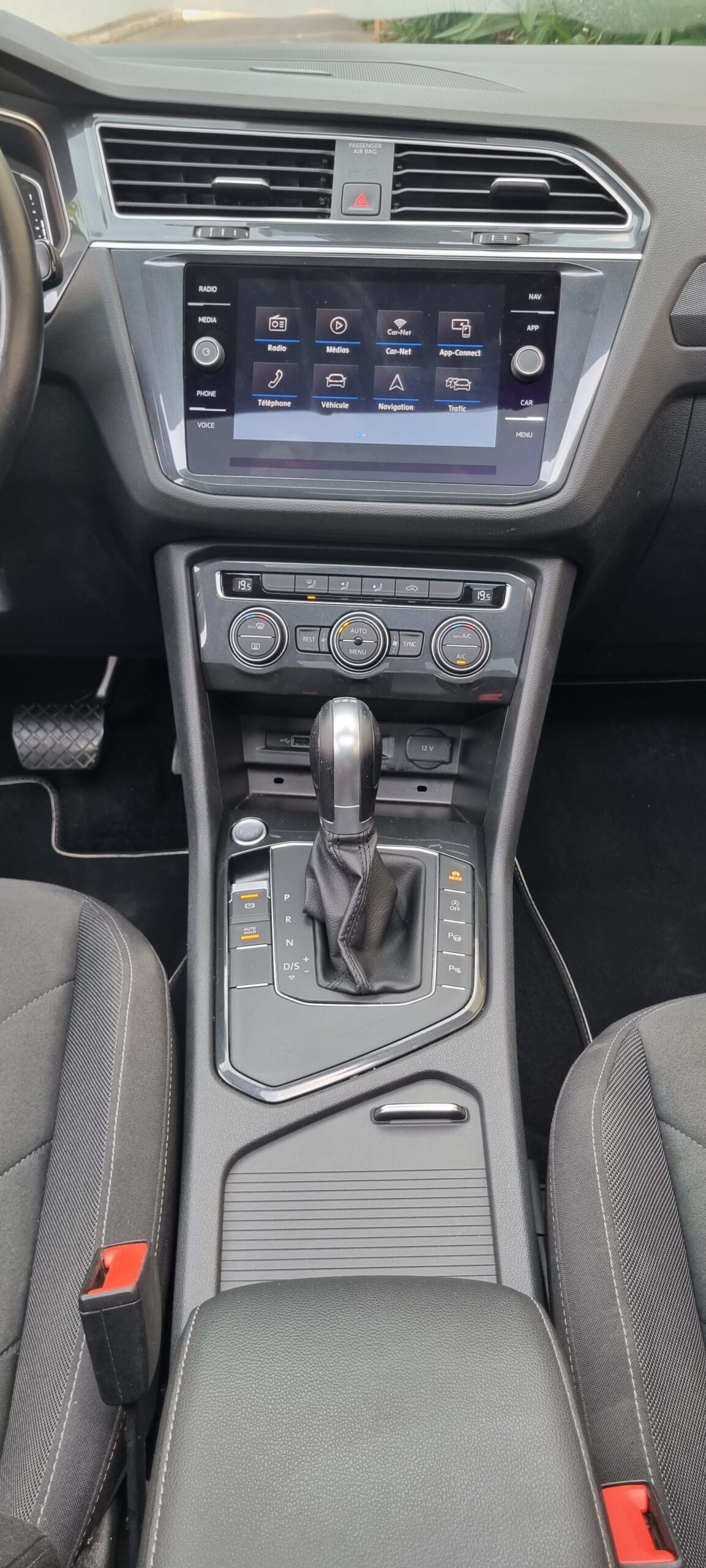 VOLKSWAGEN TIGUAN 1.5L TSI 150CH R-LINE DSG7