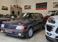 PEUGEOT 205 GTI 1.6L 115CH (RESTAURATION COMPLETE)