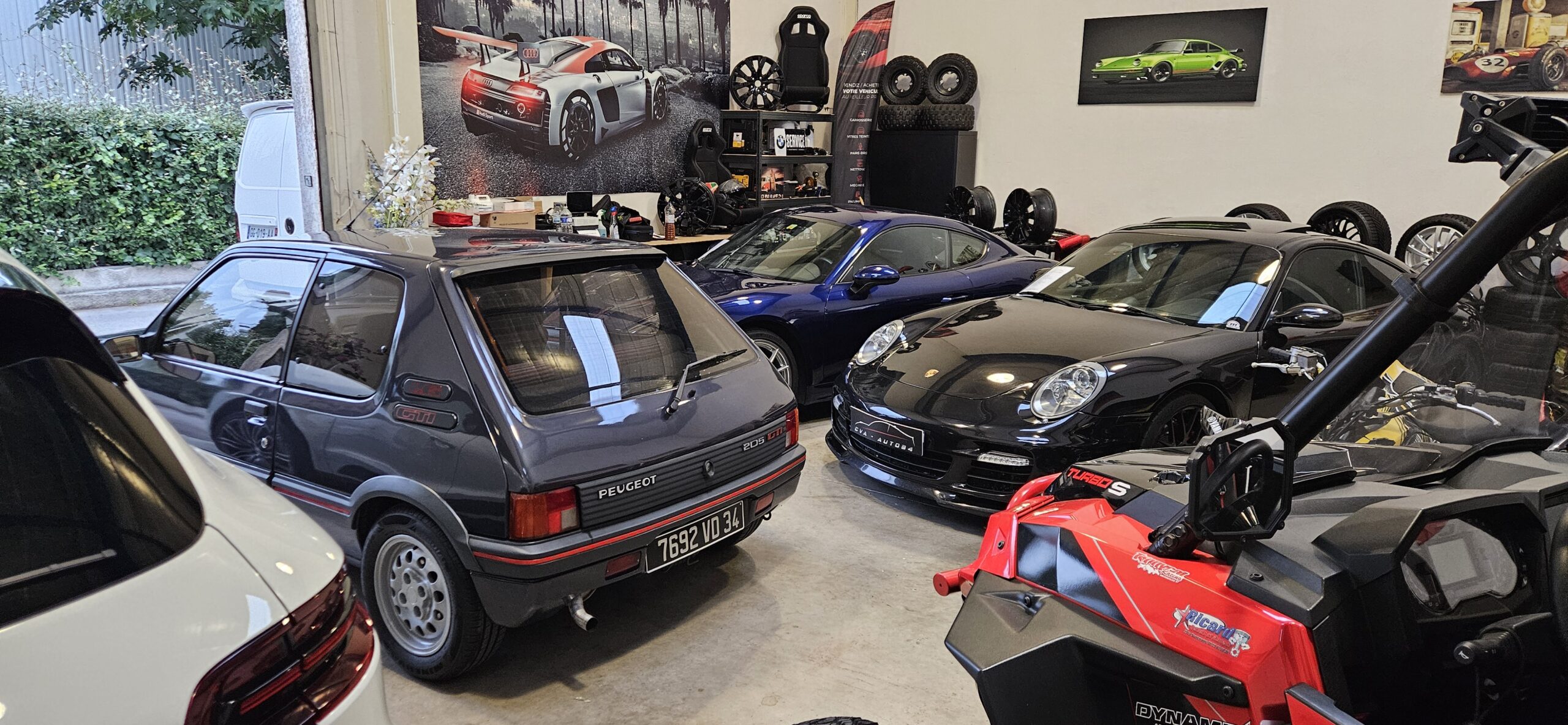 PEUGEOT 205 GTI 1.6L 115CH