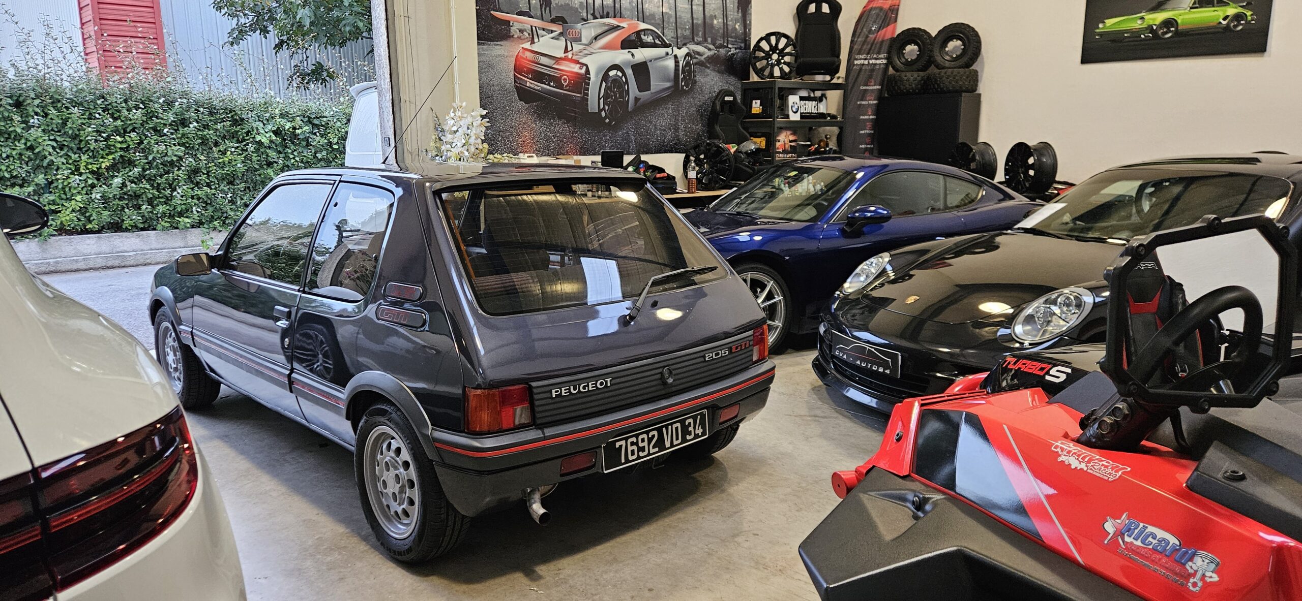 PEUGEOT 205 GTI 1.6L 115CH