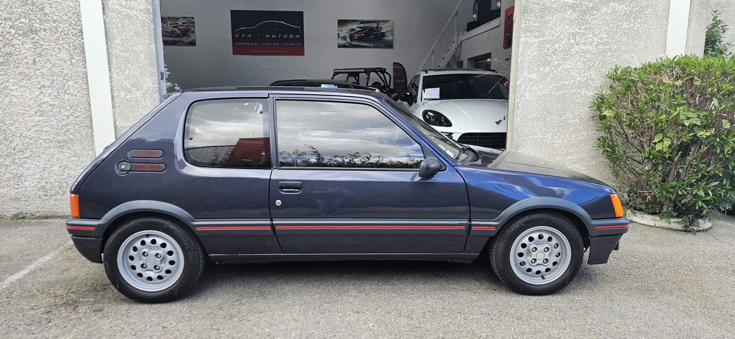 PEUGEOT 205 GTI 1.6L 115CH