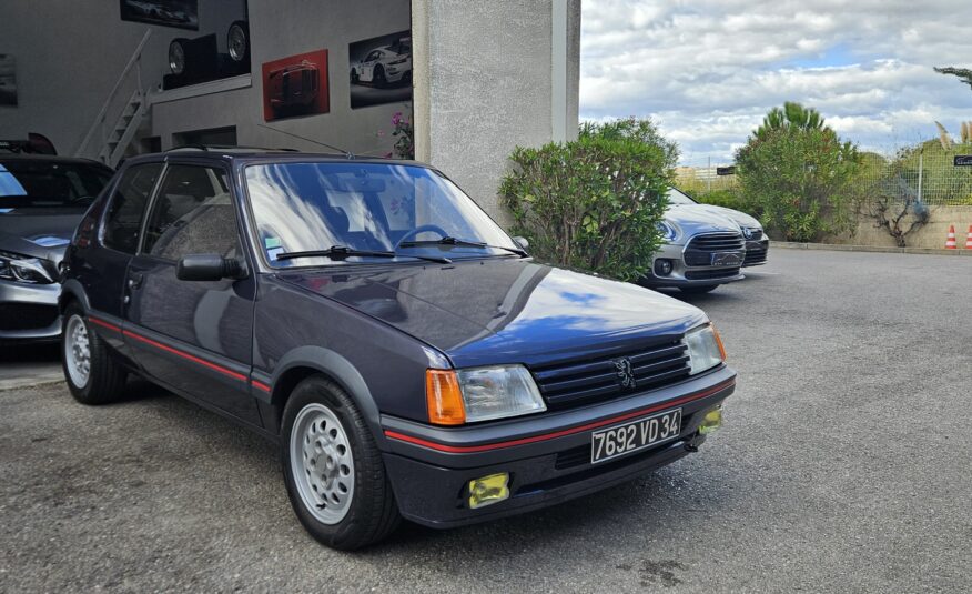 PEUGEOT 205 GTI 1.6L 115CH (RESTAURATION COMPLETE)