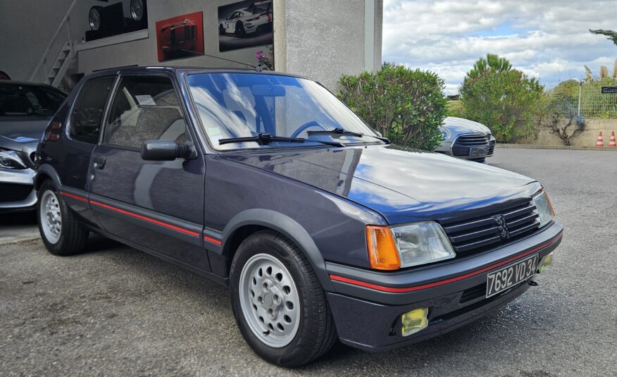 PEUGEOT 205 GTI 1.6L 115CH (RESTAURATION COMPLETE)