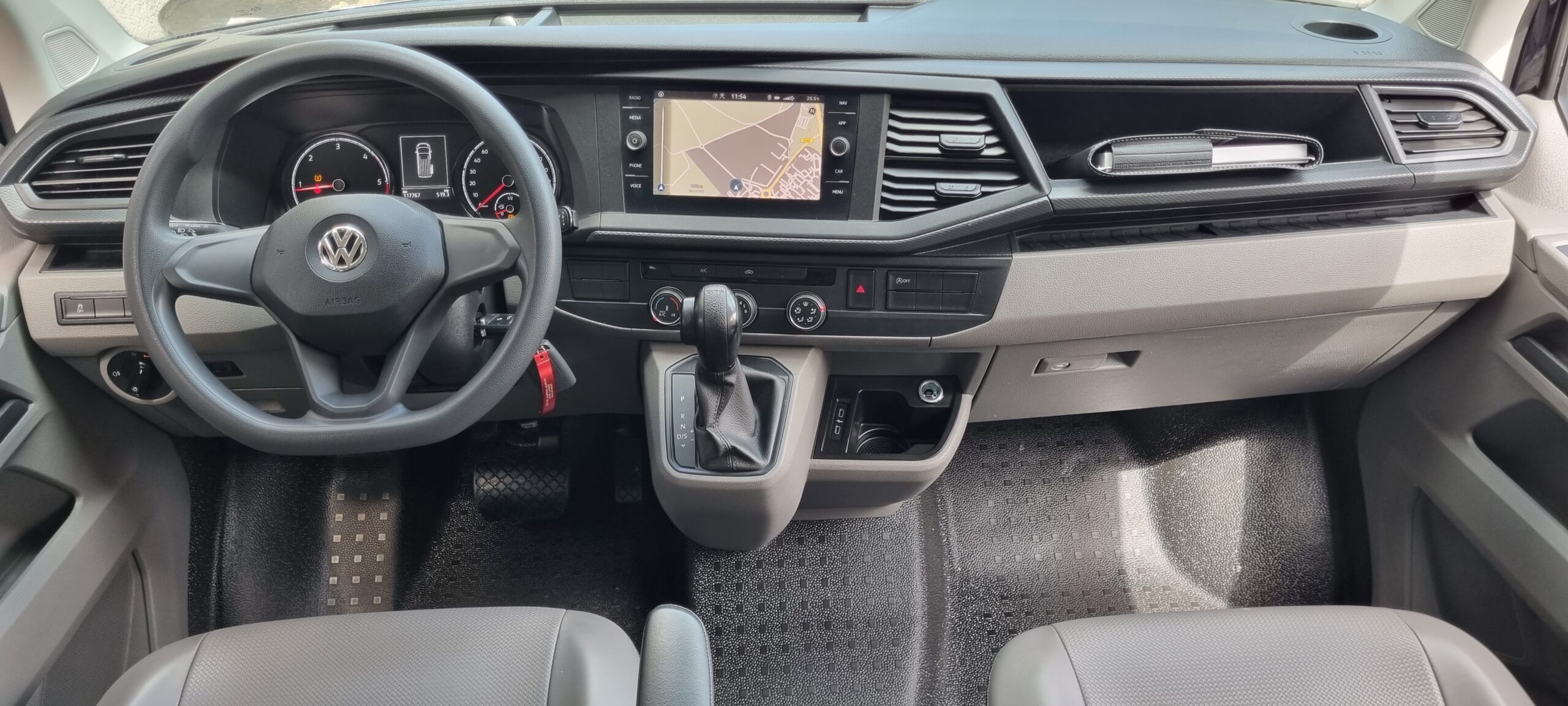 VOLKSWAGEN TRANSPORTER PROCAB T6.1 2.0L TDI 150 DSG