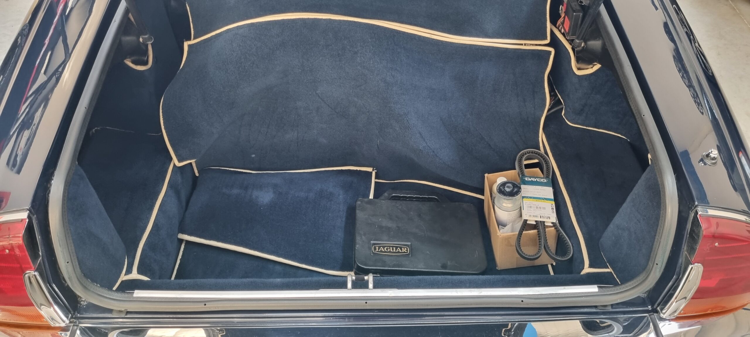 JAGUAR XJS V12 CABRIOLET 5.3L 295CH