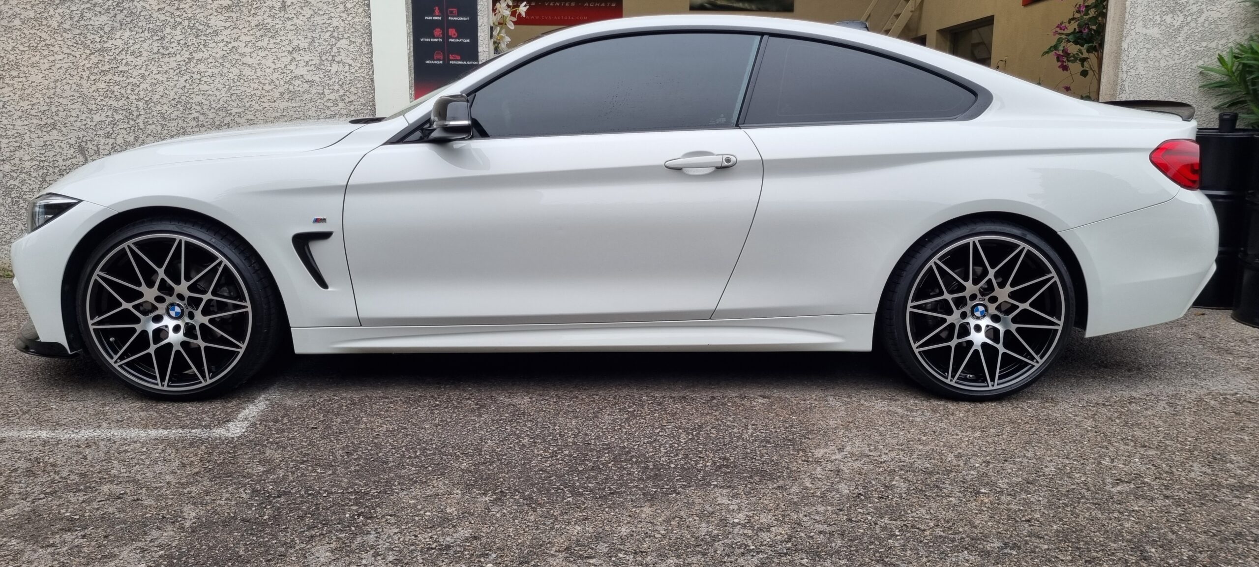 UNIQUE BMW 420D COUPE PACK M LOOK M4